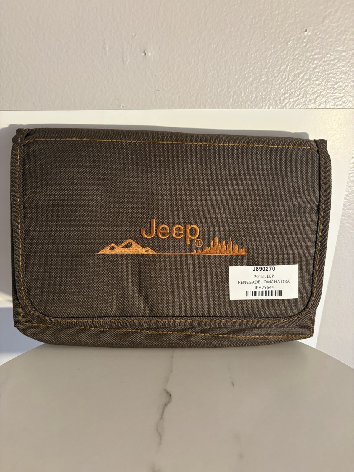 2018 Jeep Renegade Owner’s Manual Bag & Papers 2018 Jeep Renegade Owner’s Manual Bag & Papers
