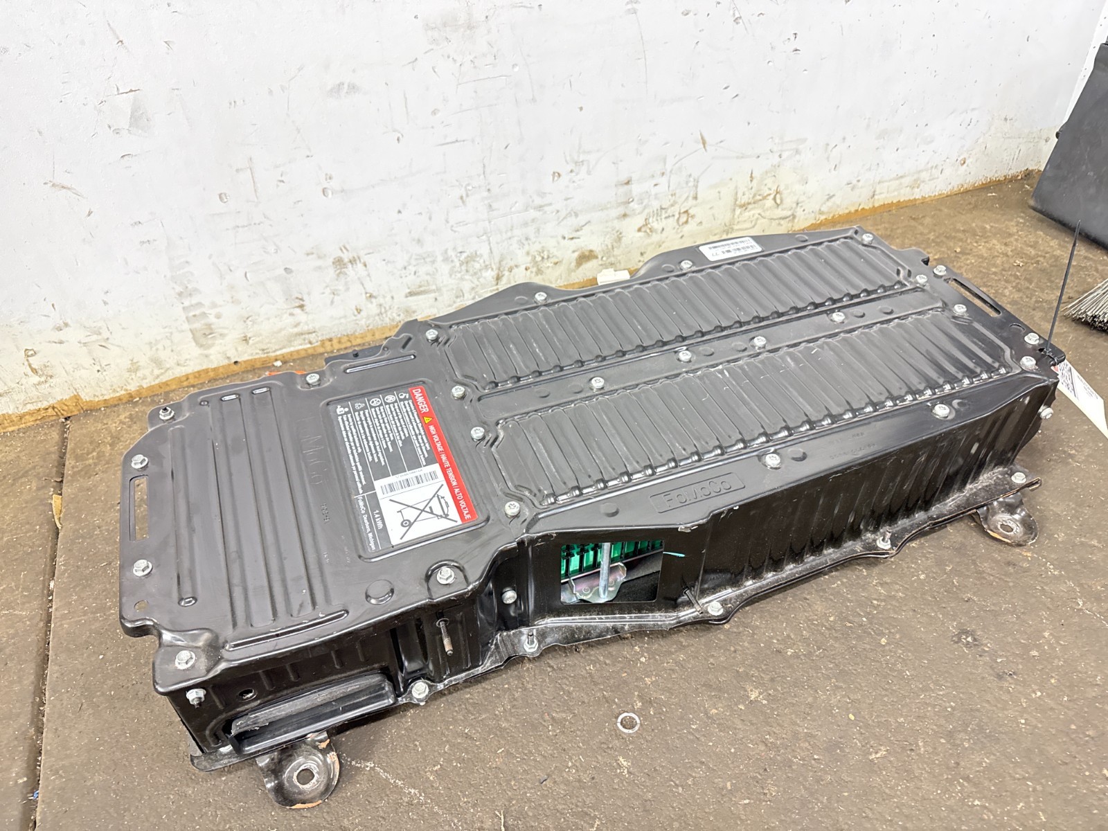2013-2020 FORD FUSION 2.0L HYBRID BATTERY ASSEMBLY OEM 140k 2013-2020 FORD FUSION 2.0L HYBRID BATTERY ASSEMBLY OEM 140k