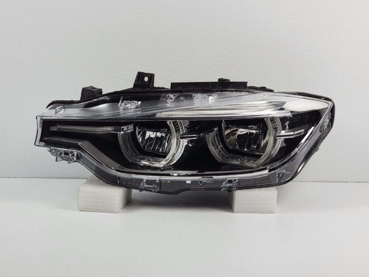 MINT 2016-2018 BMW 3-SERIES LH DRIVERS NON-AFS LED HEADLIGHT OEM 749894901