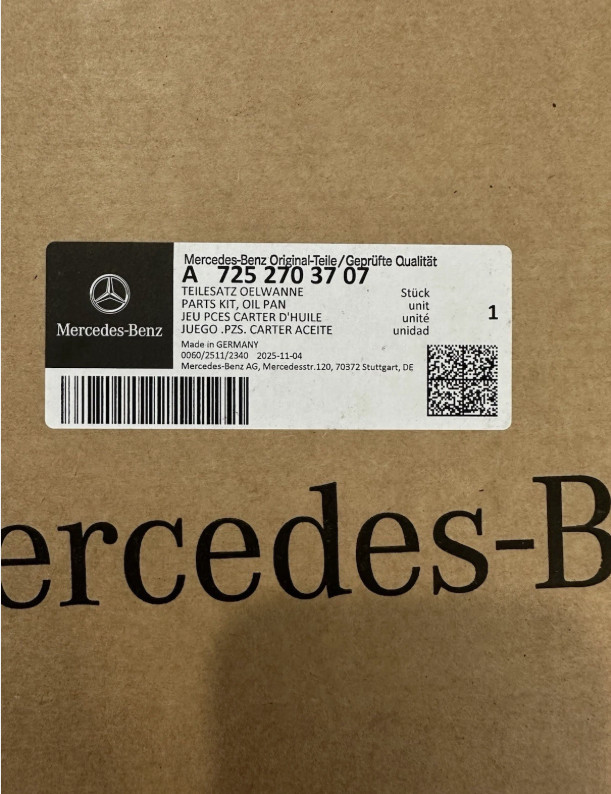 A7252703707 GENUINE OEM MERCEDES-BENZ TRANSMISSION OIL PAN.