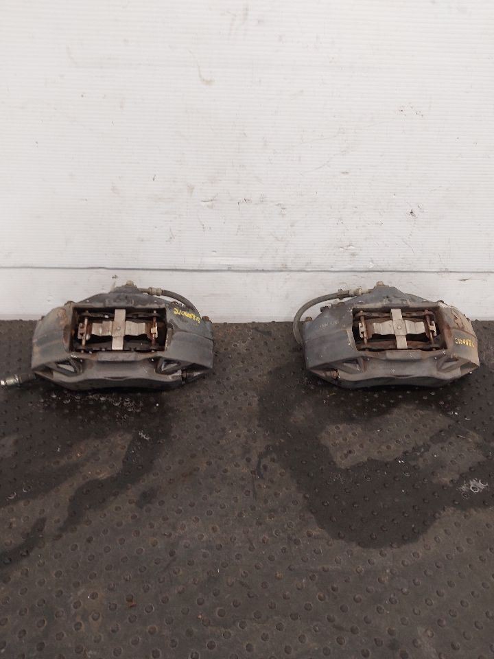 2013-2019 Cadillac ATS/CTS OEM Front Brembo 4 Piston Brake Calipers LH/R 1017180