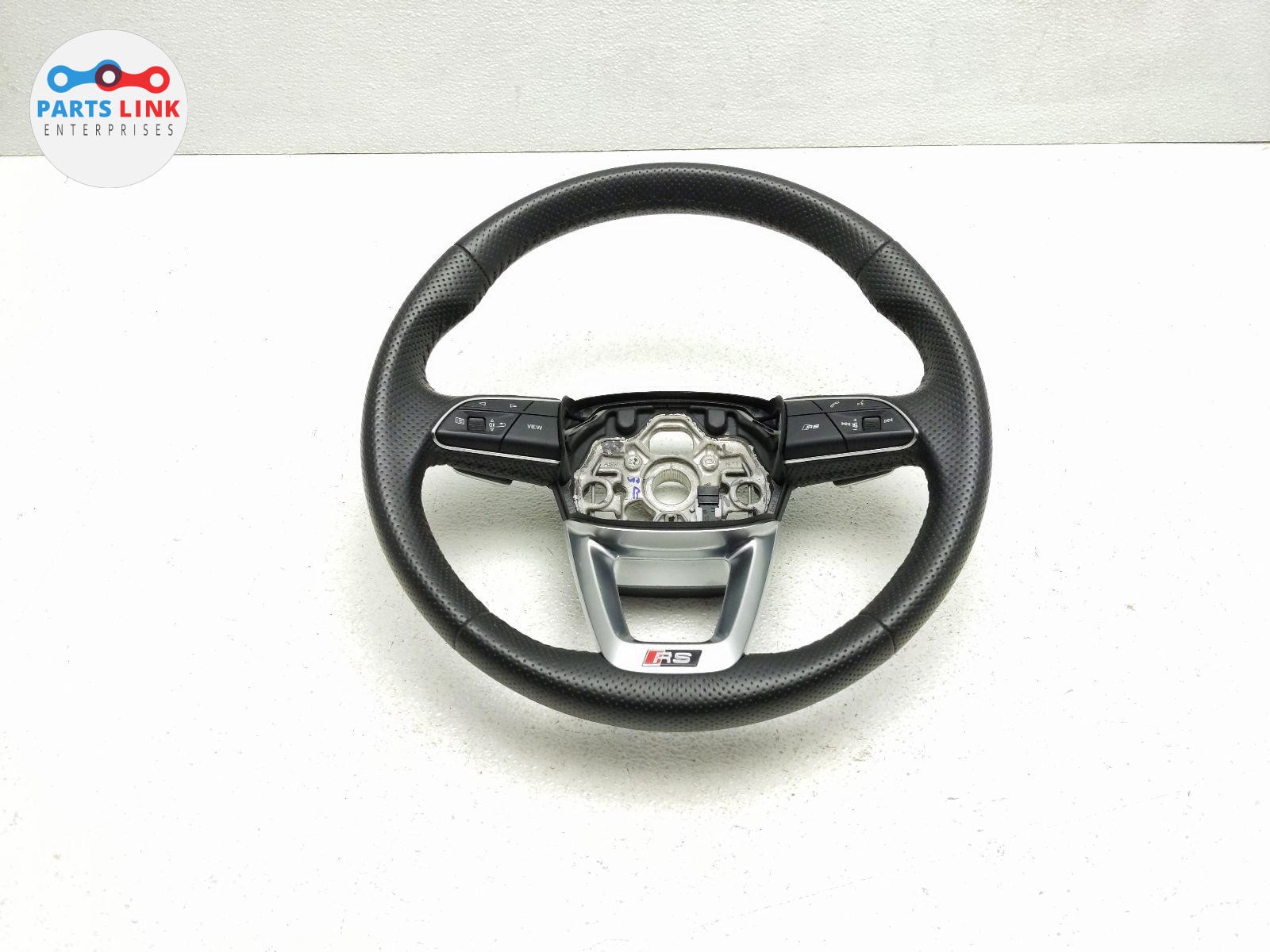 2022-23 AUDI RS3 STEERING WHEEL CRUISE RADIO SHIFTER TRIM ASSEMBLY NON-HEATED 8Y