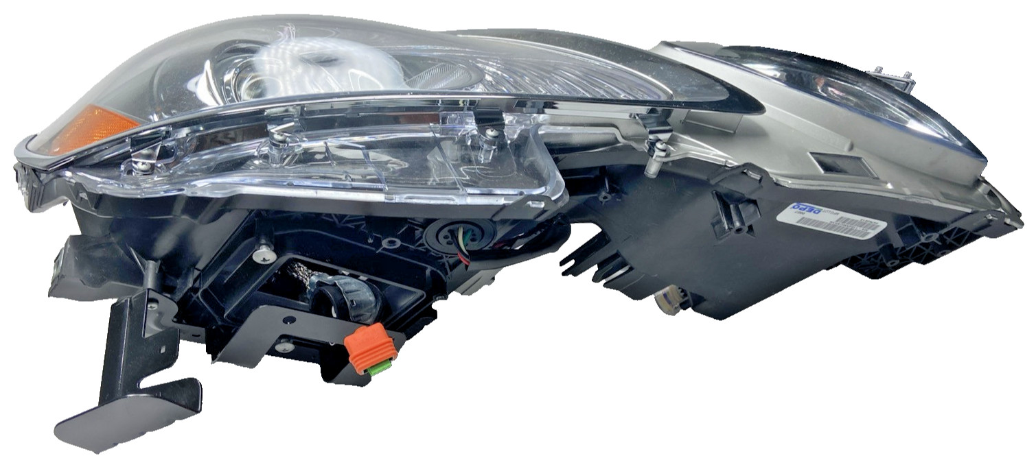 Incomplete Missing Controller 324-1104RMUSH1N Headlight, Lens And Housing RH Pas Incomplete Missing Controller 324-1104RMUSH1N Headlight, Lens And Housing RH Pas