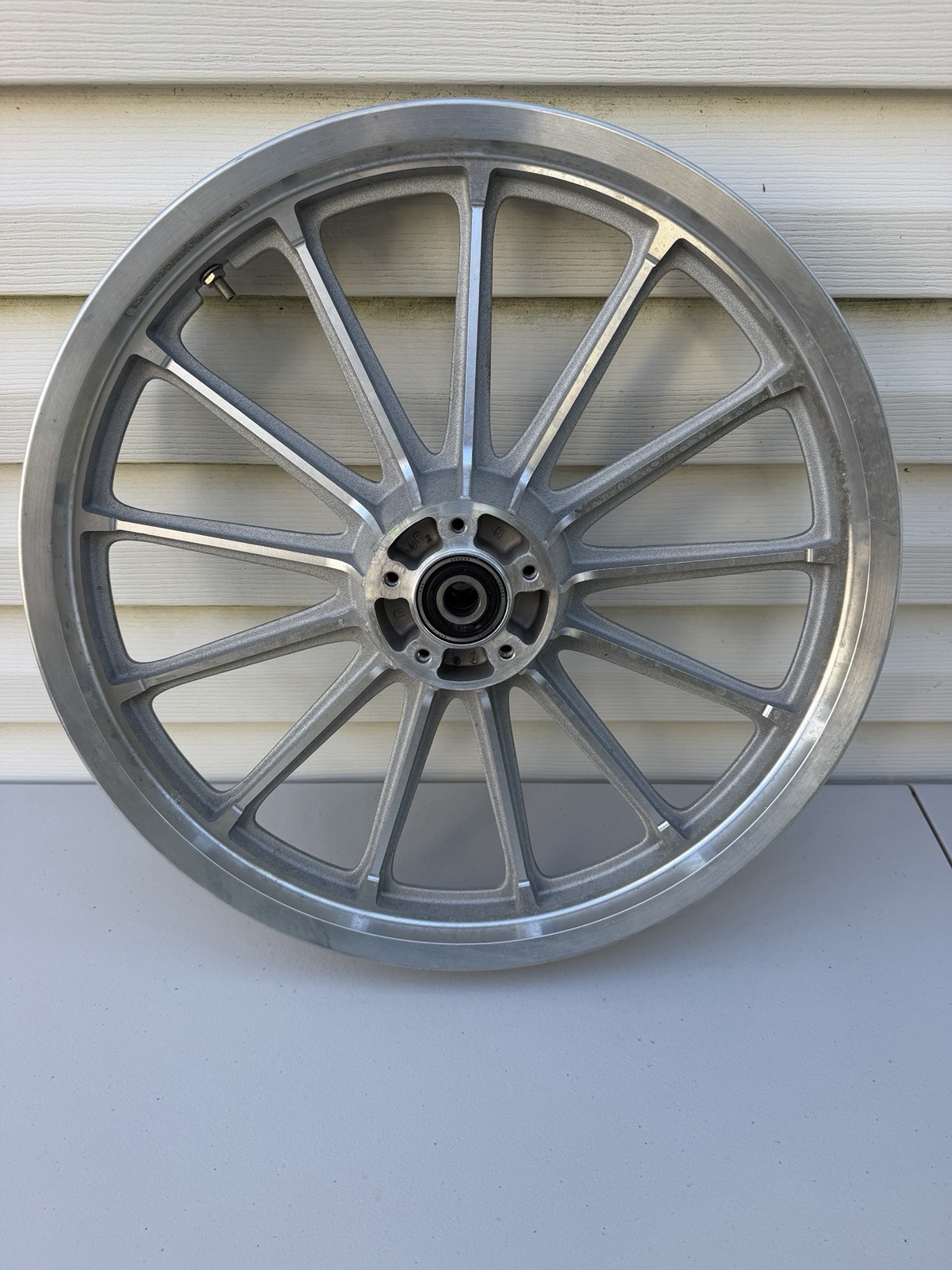 Harley-Davidson OEM 19\