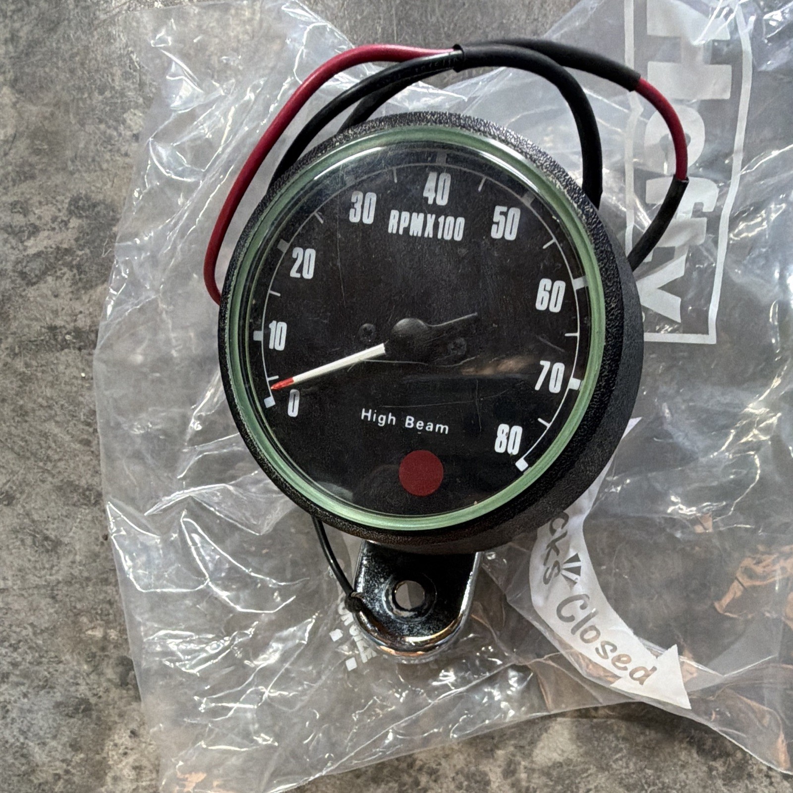 Harley Ironhead Sportster XL Tach Speedo Meter Bracket Near NOS Davidson Harley Ironhead Sportster XL Tach Speedo Meter Bracket Near NOS Davidson