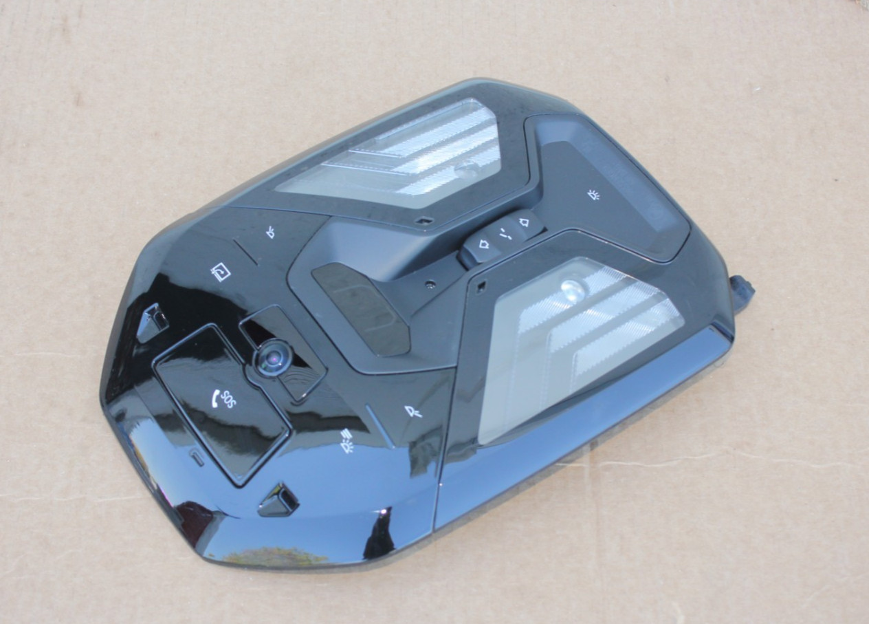 OEM 2023 2024 2025 BMW i7 G70 Front Dome Dome Light Assembly with Camera 5b420f8 OEM 2023 2024 2025 BMW i7 G70 Front Dome Dome Light Assembly with Camera 5b420f8