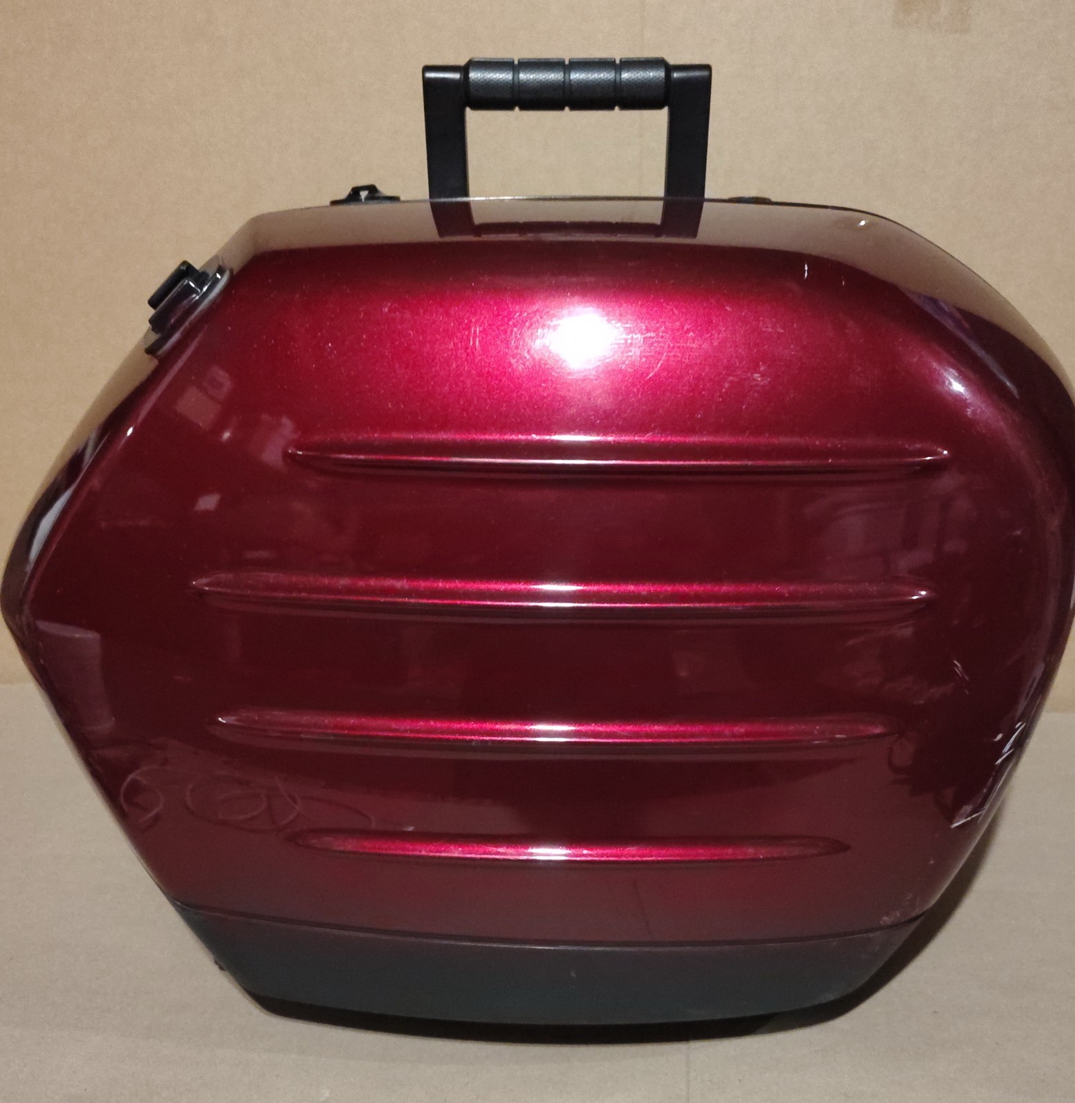 2008 09 Kawasaki Concours 1400 ZG1400 OEM Saddle Side Bag Red Unlocked No Keys 2008 09 Kawasaki Concours 1400 ZG1400 OEM Saddle Side Bag Red Unlocked No Keys