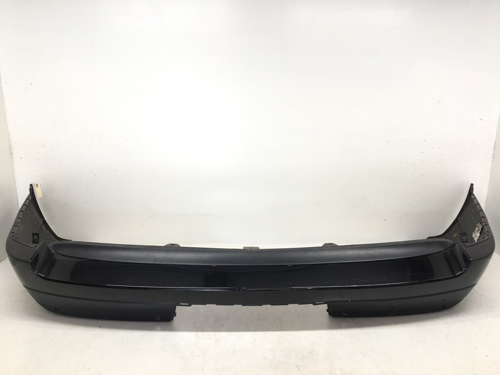 Rear Bumper Cover Range Rover Base HSE Supercharged Autobiography 2013-2015 OEM Rear Bumper Cover Range Rover Base HSE Supercharged Autobiography 2013-2015 OEM