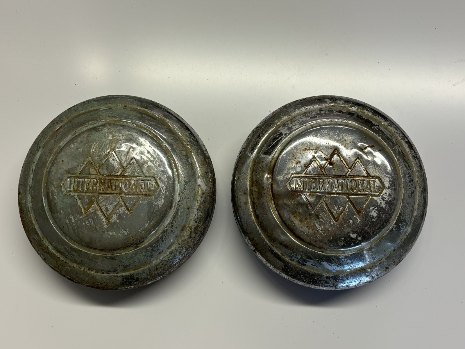(2) 1940’s International Truck , KB Series Hubcaps , Diamond Logo (2) 1940’s International Truck , KB Series Hubcaps , Diamond Logo