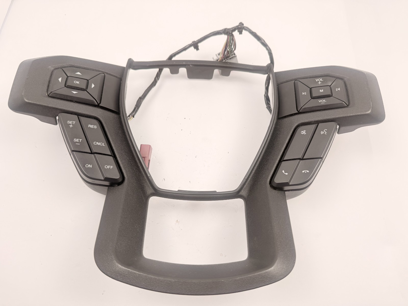 2015-2020 FORD F-150 STEERING WHEEL AUDIO CRUISE CONTROL SWITCH OEM 2015-2020 FORD F-150 STEERING WHEEL AUDIO CRUISE CONTROL SWITCH OEM