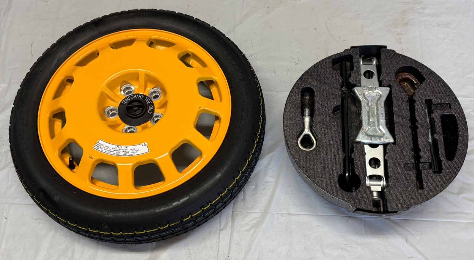 Acura RL Emergency Donut Compact Spare 17\