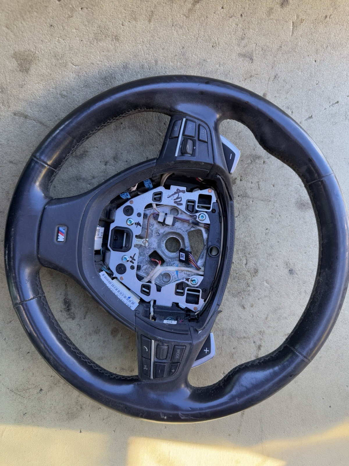 10-19 BMW F06 F07 F10 M Sport Steering Wheel W/ Paddle Shifters Assembly Oem 10-19 BMW F06 F07 F10 M Sport Steering Wheel W/ Paddle Shifters Assembly Oem