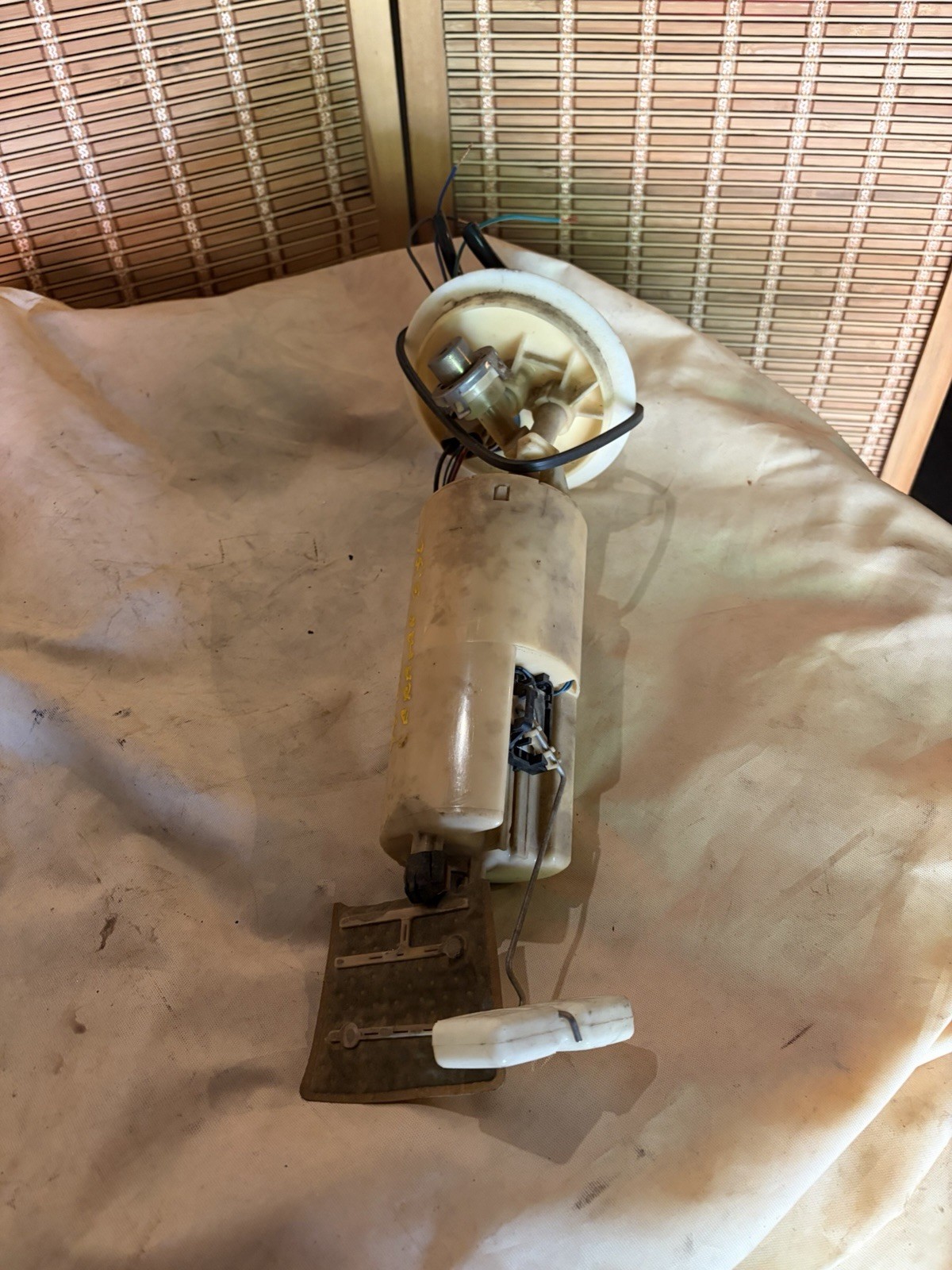 1999 Dodge Caravan 3.3 L Fuel Pump Sending Unit Complete & Tested