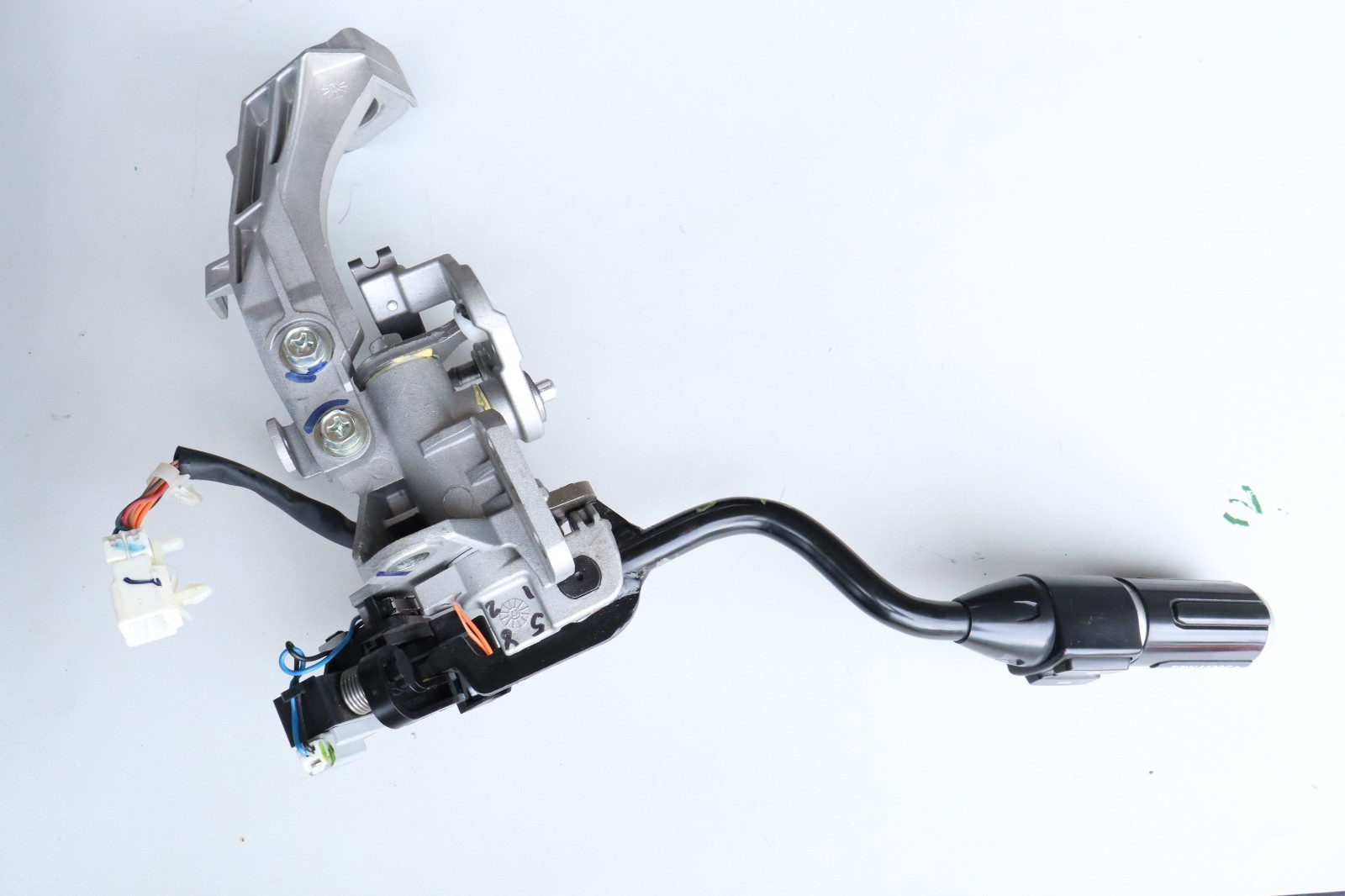 2017-2021 NISSAN TITAN XD STEERING COLUMN GEAR SHIFTER LEVER OEM TESTED
