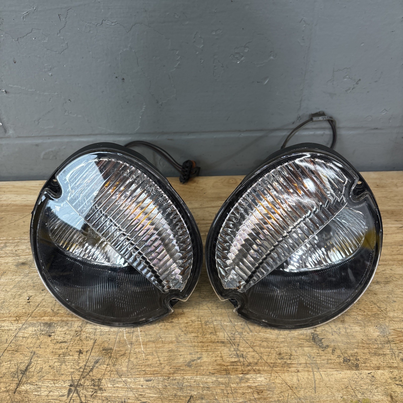 2006-2010 Pontiac Solstice Fog Light Lights Pair LH RH Aftermarket 16R