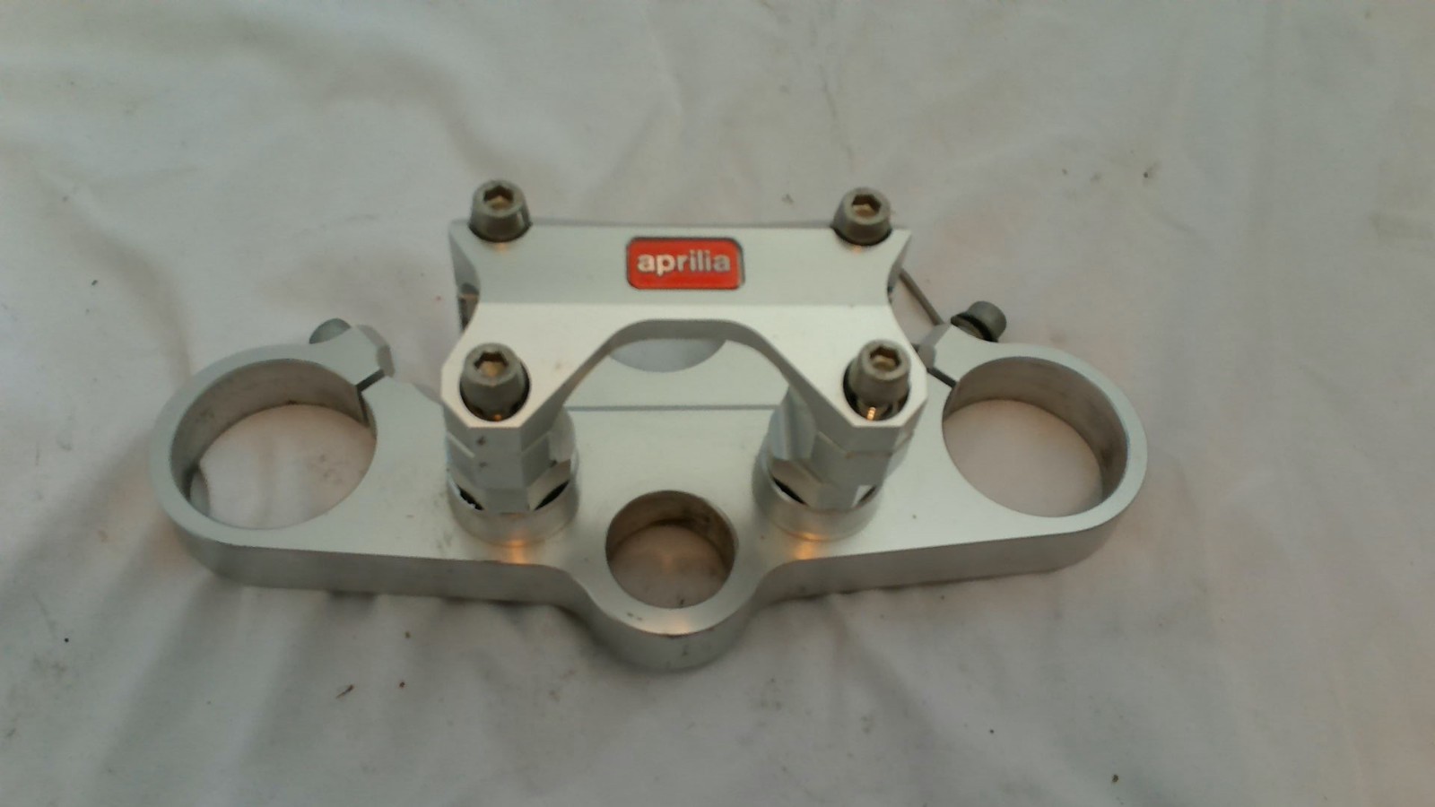 2004-2010 Aprilia Tuono 1000r Upper Triple Tree Handlebar Clamp 2004-2010 Aprilia Tuono 1000r Upper Triple Tree Handlebar Clamp