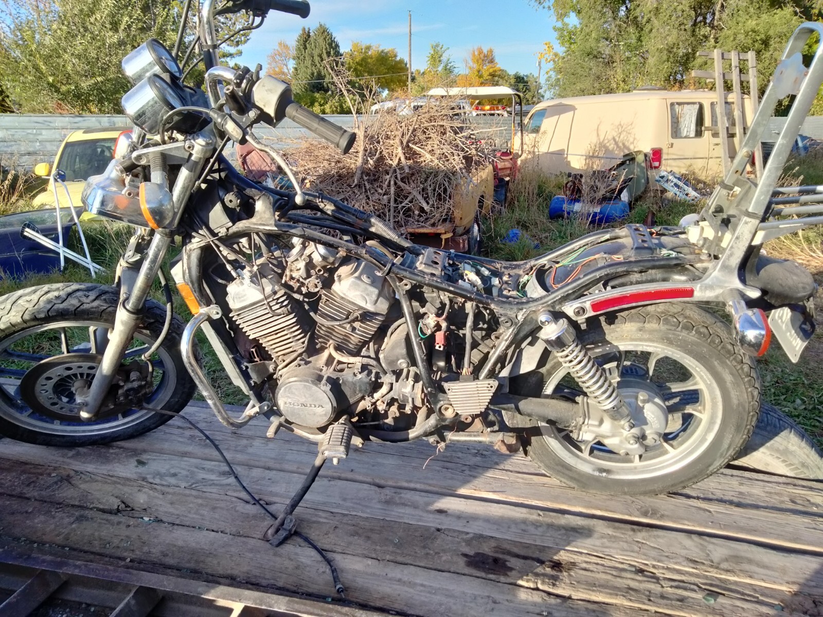 PARTING OUT Honda Shadow 500 VT500C PICK YOUR PARTS MAKE OFFER 