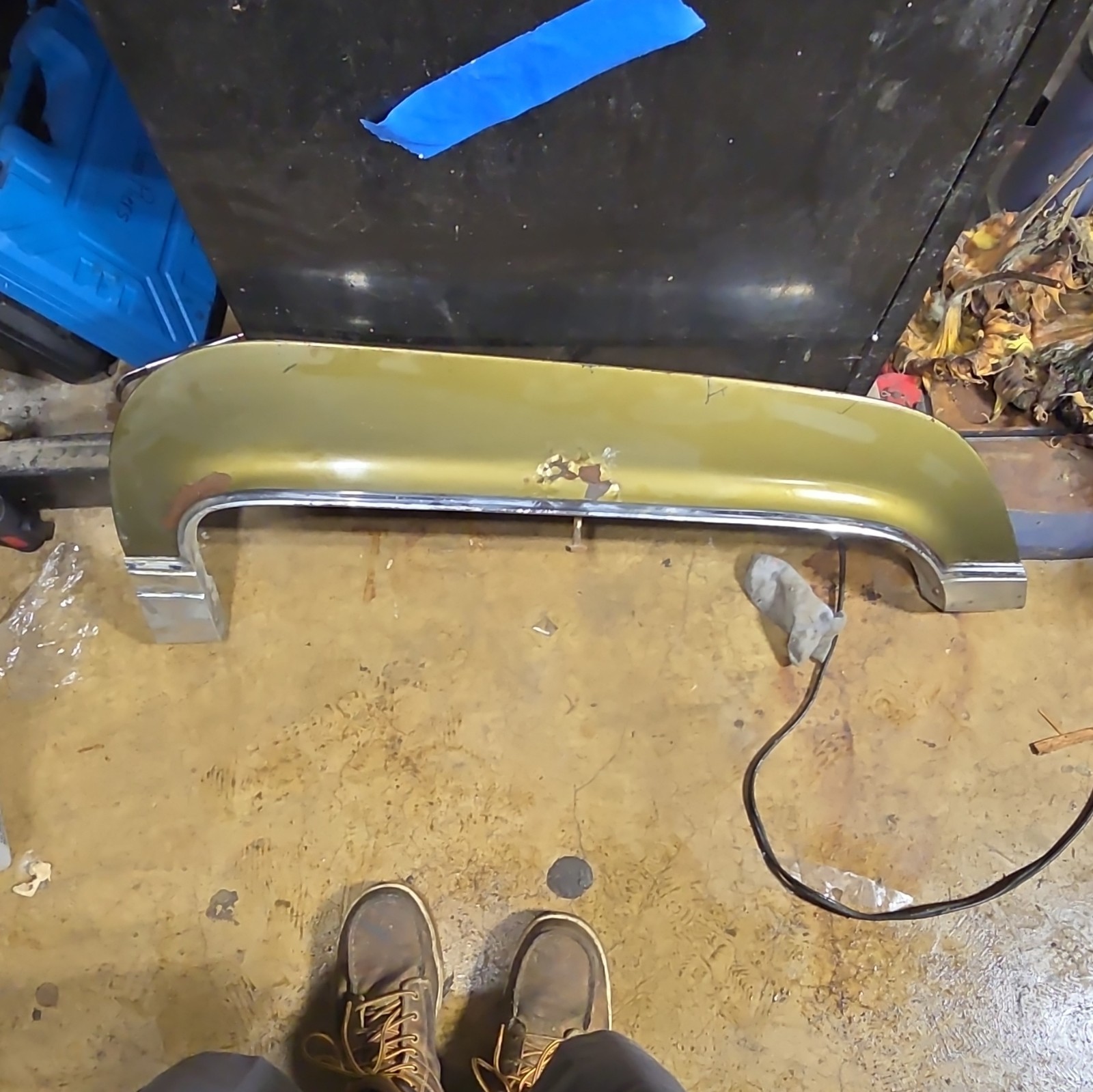 1969 - 1970 Buick Electra 225 LEFT REAR FENDER WHEEL SKIRT