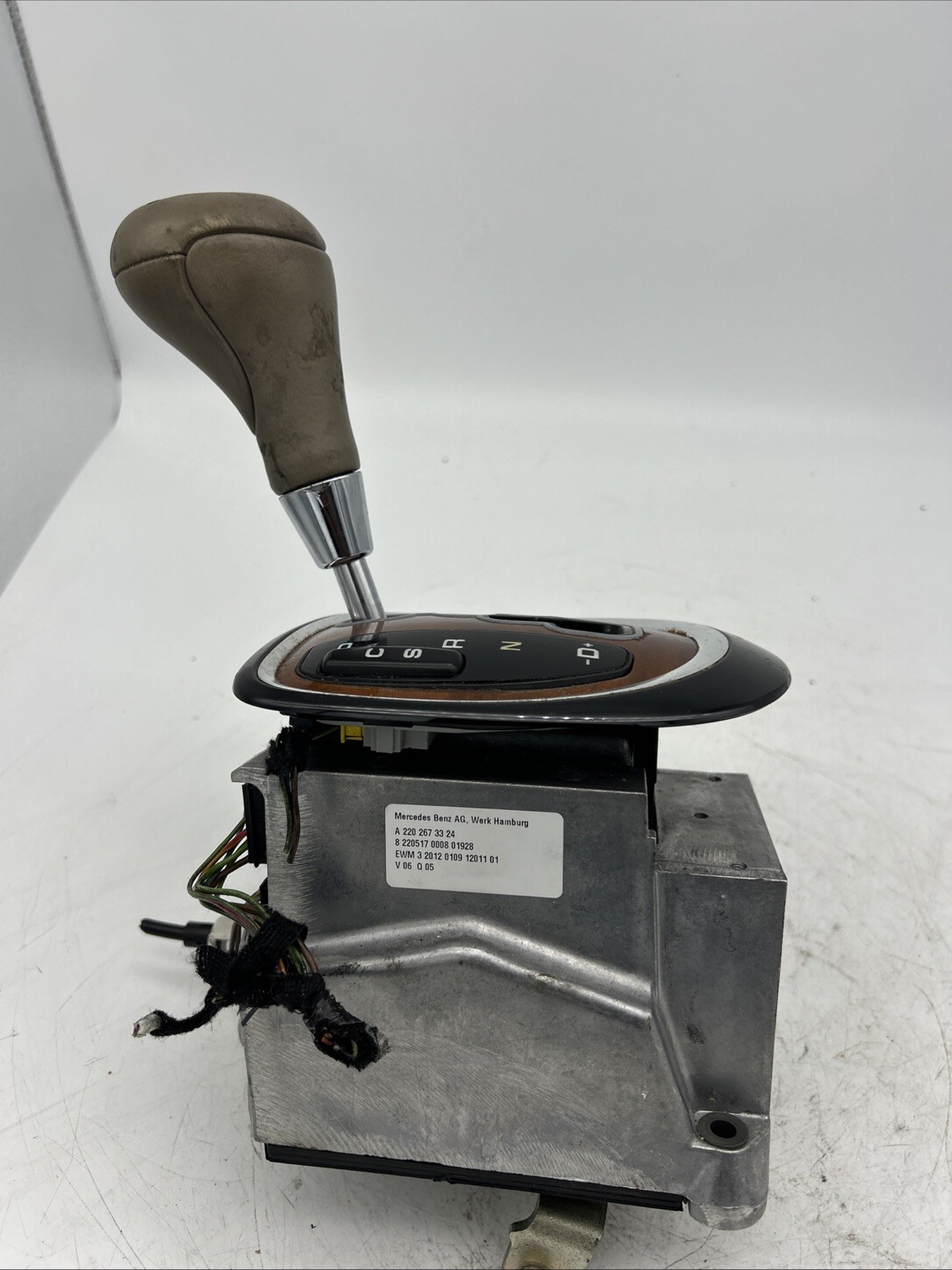00-06 Mercedes W220 S430 S500 CL500 Floor Gear Shifter Selector  OEM 2202673324