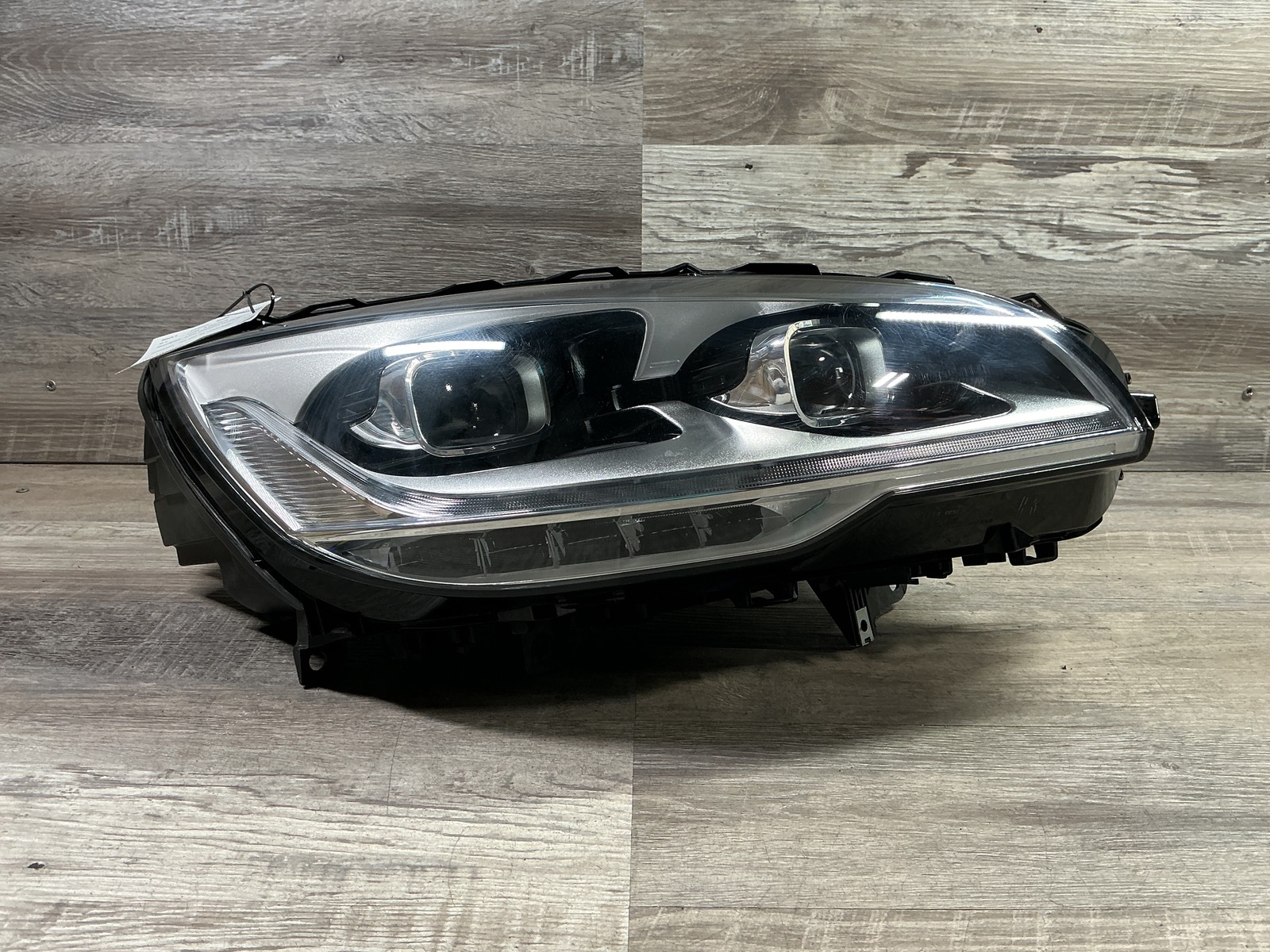 USED - 2020-2024 Lincoln Aviator R Headlamp LED - OEM