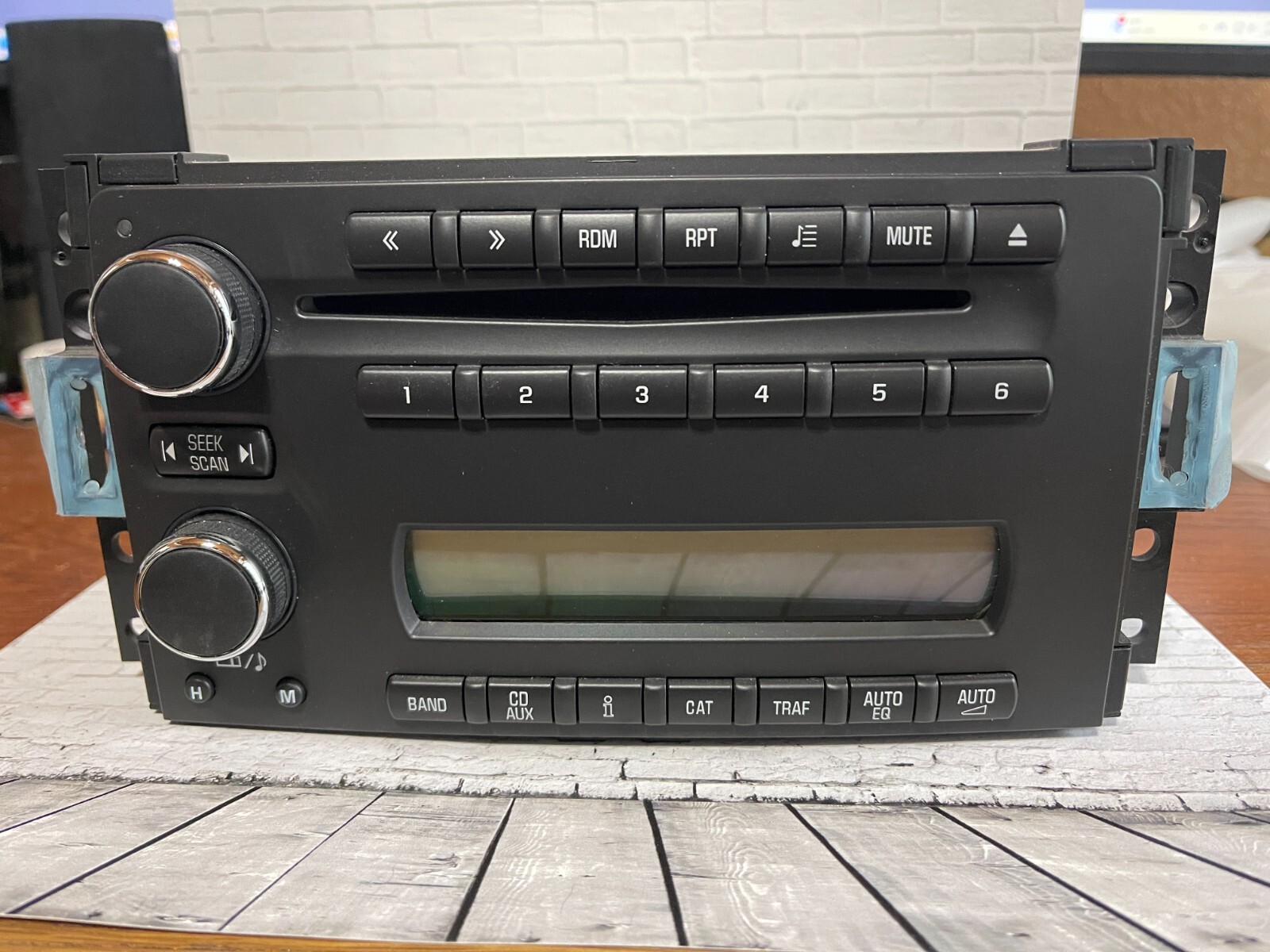 GM 15904666 Radio Stereo CD For 05-07 Chevy Corvette Replaces 15293896 15877007 GM 15904666 Radio Stereo CD For 05-07 Chevy Corvette Replaces 15293896 15877007