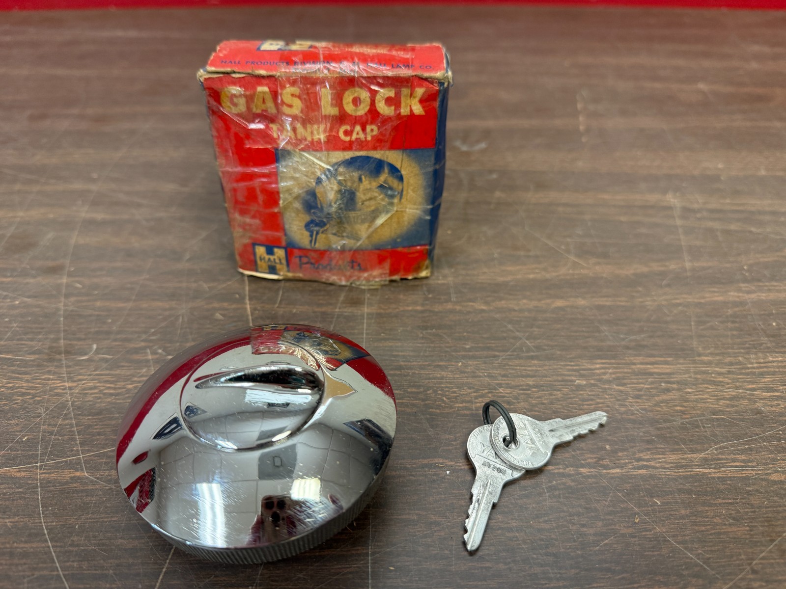 1953-1956 CHEVY PACKARD 1955 DESOTO 1953 CHRYSLER HUDSON LOCKING GAS CAP W/KEYS 1953-1956 CHEVY PACKARD 1955 DESOTO 1953 CHRYSLER HUDSON LOCKING GAS CAP W/KEYS