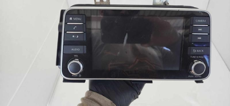 2018-2020 Nissan Kicks Radio Audio Receiver Display S Screen W/O Navigation