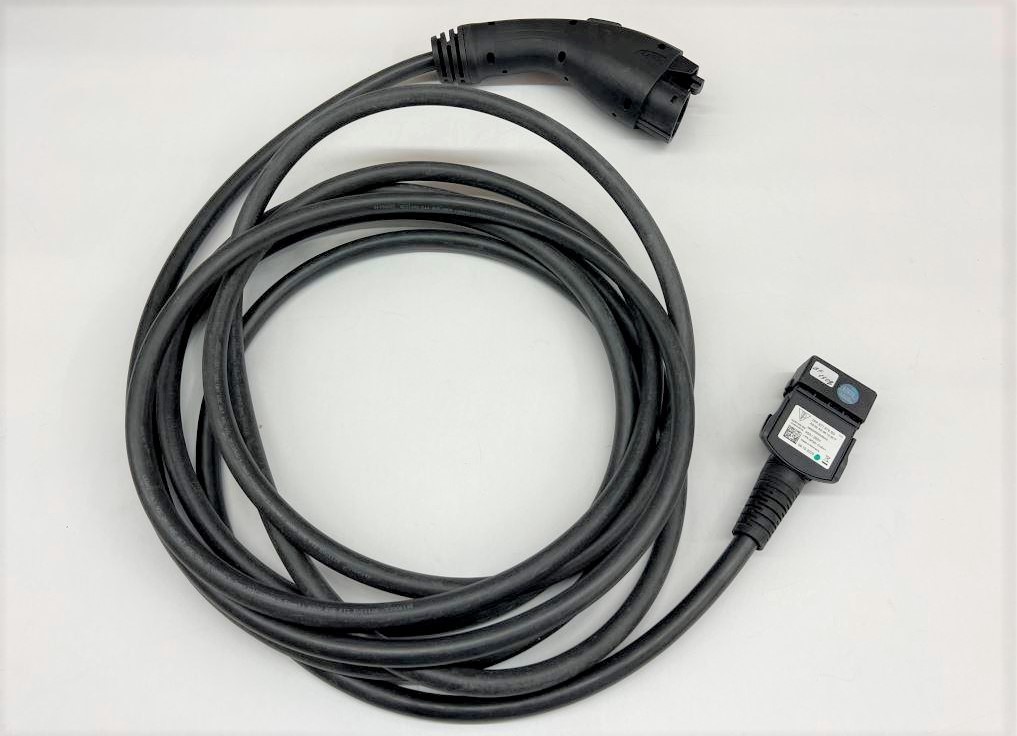 2020-2021 Porsche Taycan Charging Cable 7PP971676BD OEM A1