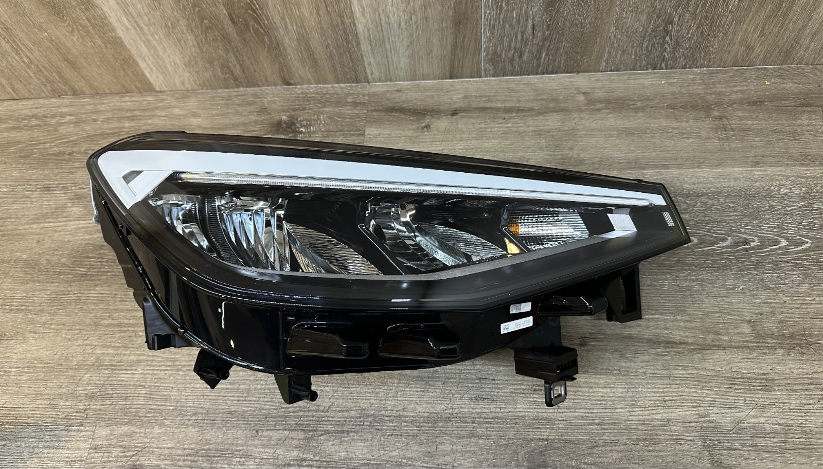 2023-26 VOLKSWAGEN ID.4 RH HEADLIGHT ASSY OEM PART # 11K.941.006.A
