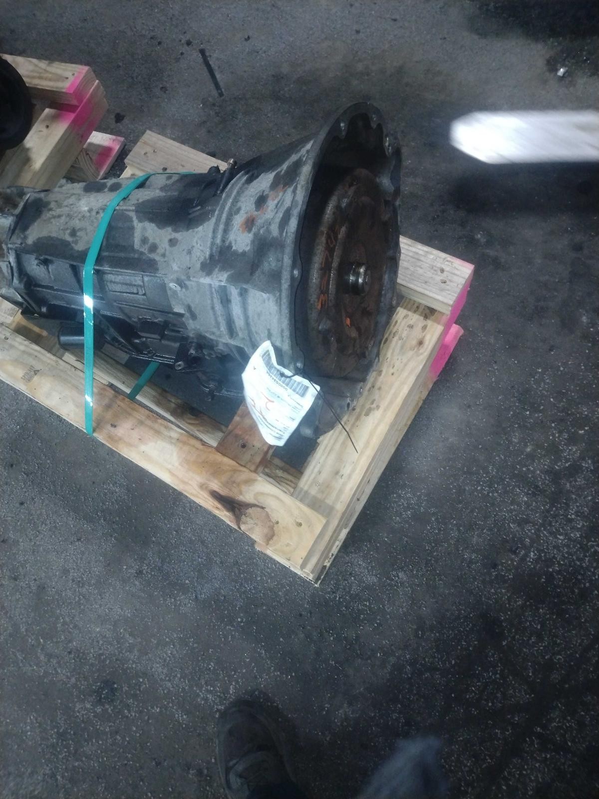 2006 Jeep Commander 4WD Used Automatic Transmission Assembly OEM 362834 Black