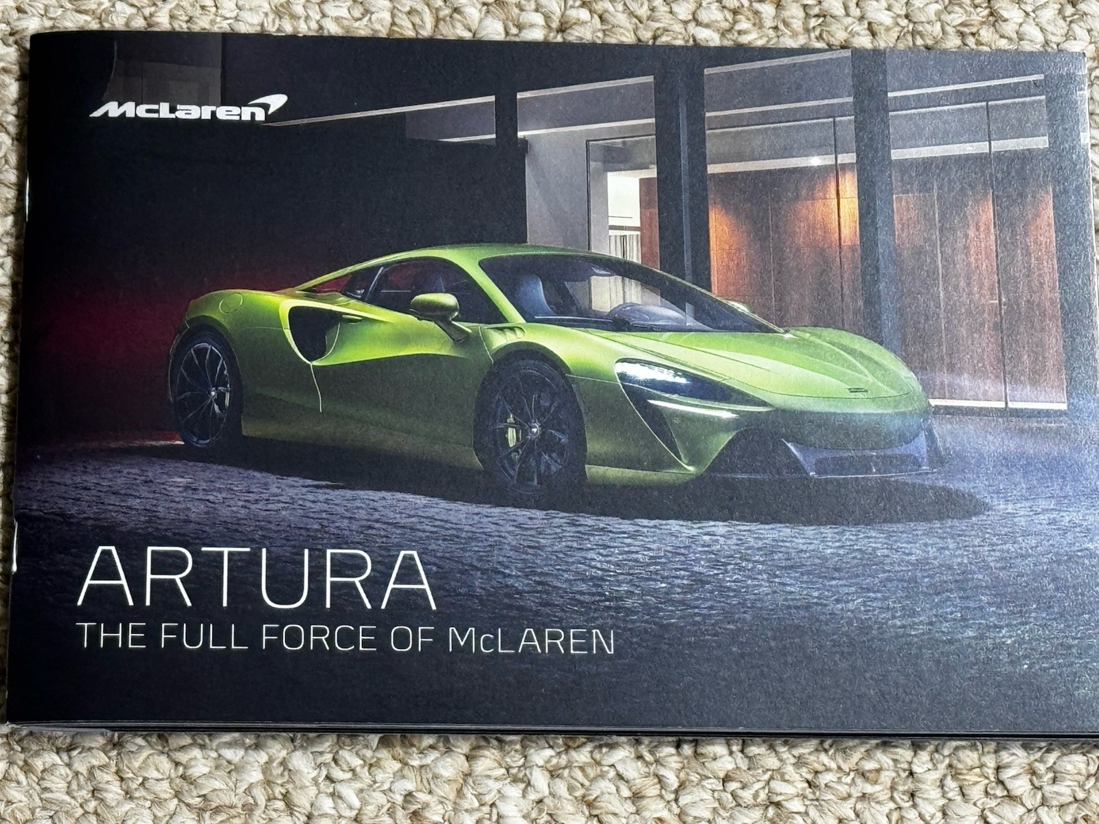 McLaren Artura Catalogue McLaren Artura Catalogue