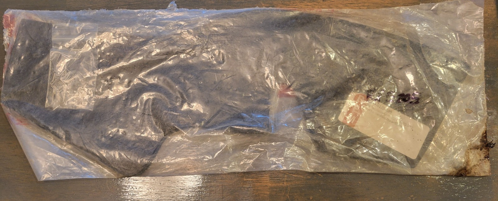 1970-72 Pontiac GTO / LeMans Inner Fender Splash Seals With Staples - Set REM 1970-72 Pontiac GTO / LeMans Inner Fender Splash Seals With Staples - Set REM
