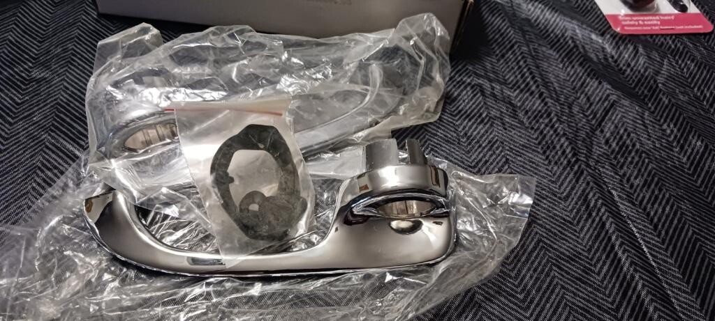 Genuine GM Exterior Front Door Handles CHROME Genuine GM Exterior Front Door Handles CHROME