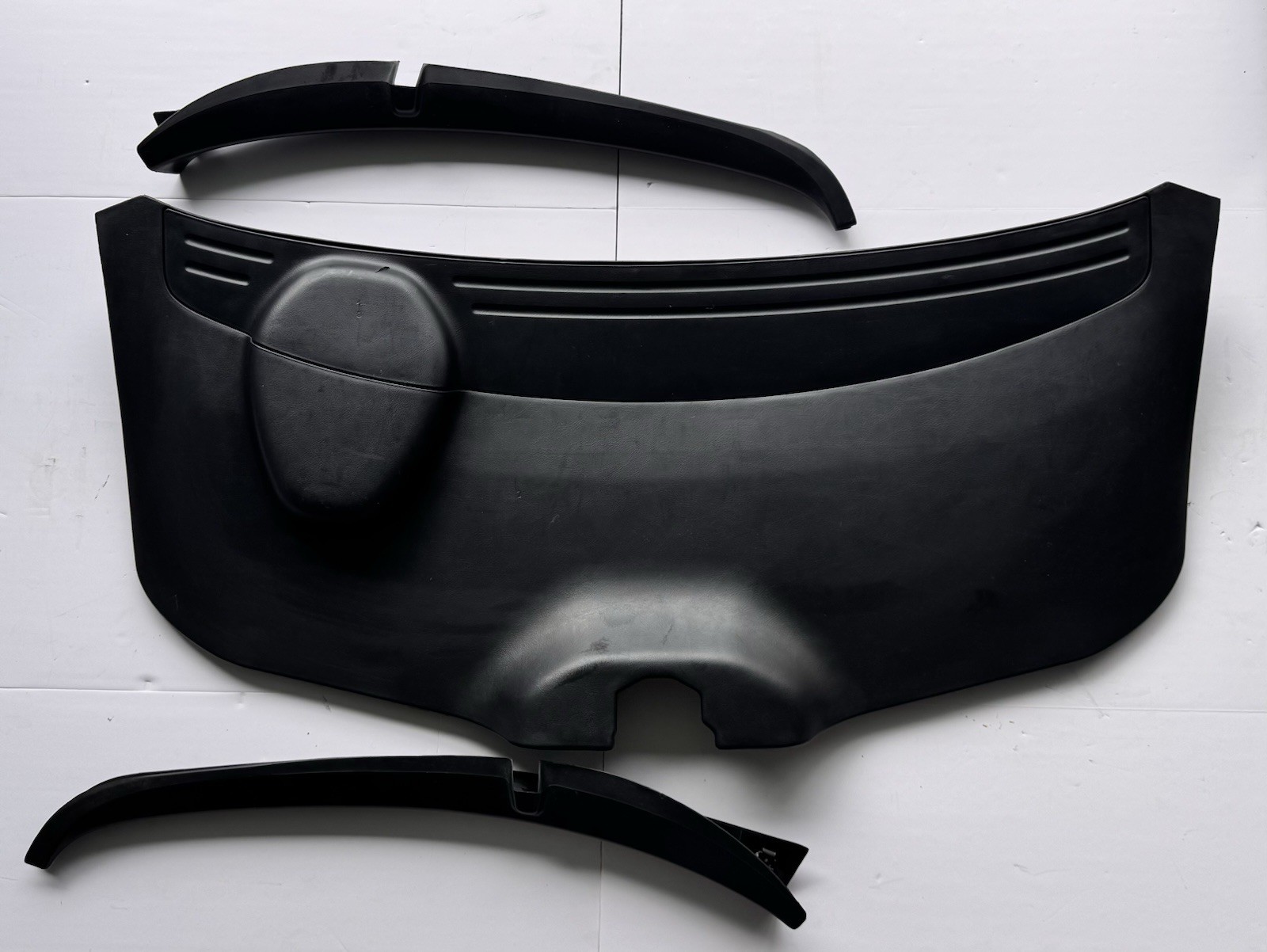 94-01 ACURA INTEGRA TRUNK HATCH WIPER MOTOR COVER PANEL TRIM OEM 94-01 ACURA INTEGRA TRUNK HATCH WIPER MOTOR COVER PANEL TRIM OEM