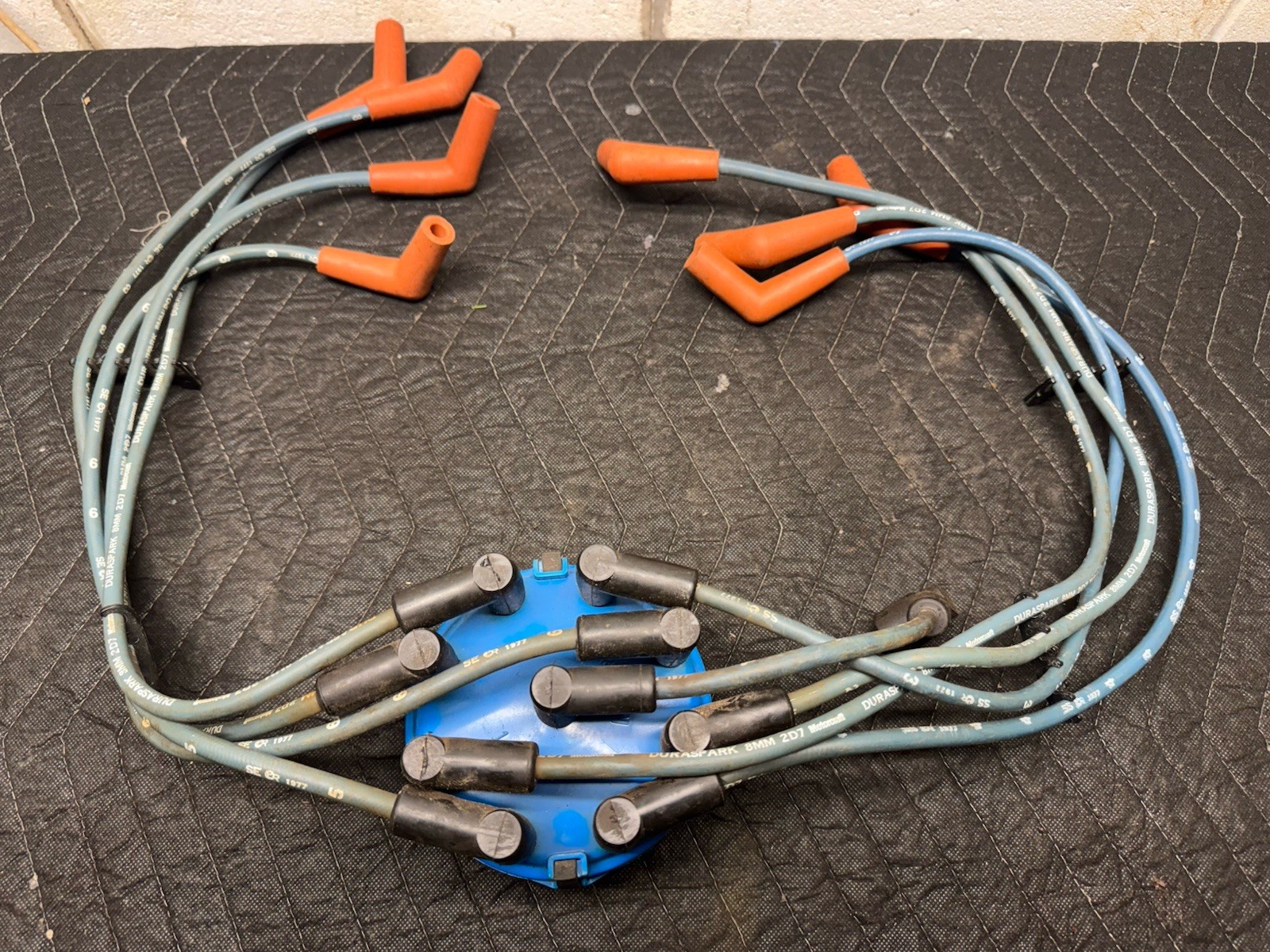 NOS 77 MUSTANG COBRA PLUG WIRES OEM ORIGINAL KING COBRA 302 MOTORCRAFT NOS 77 MUSTANG COBRA PLUG WIRES OEM ORIGINAL KING COBRA 302 MOTORCRAFT