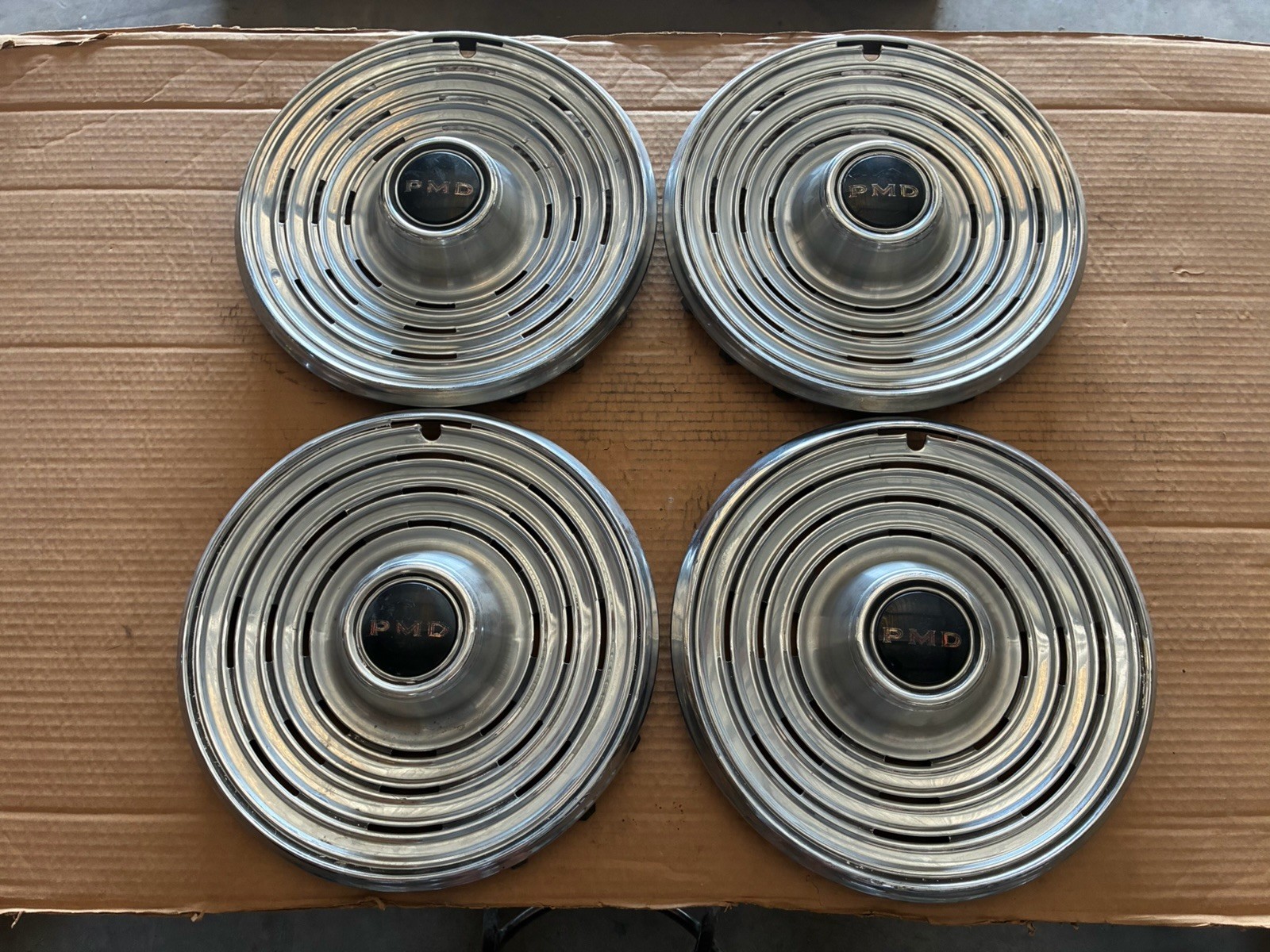 1969 69 Pontiac Bonneville Hubcap Rim Wheel Cover Hub Cap 15 1969 69 Pontiac Bonneville Hubcap Rim Wheel Cover Hub Cap 15