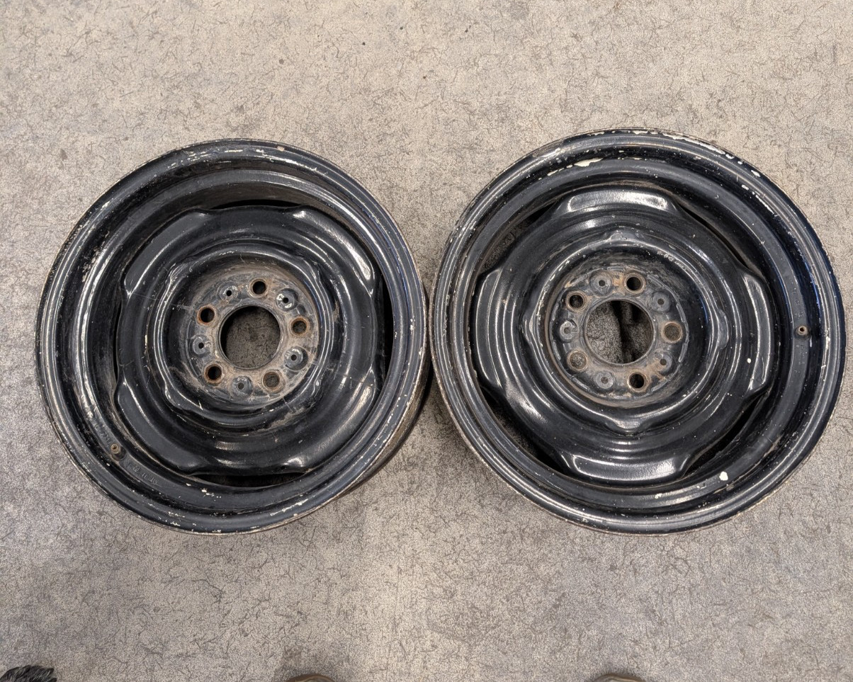 Oem Mopar Stock Steel Wheels 15x7 4.5 bp Charger Coronet Cuda Challenger Oem Mopar Stock Steel Wheels 15x7 4.5 bp Charger Coronet Cuda Challenger
