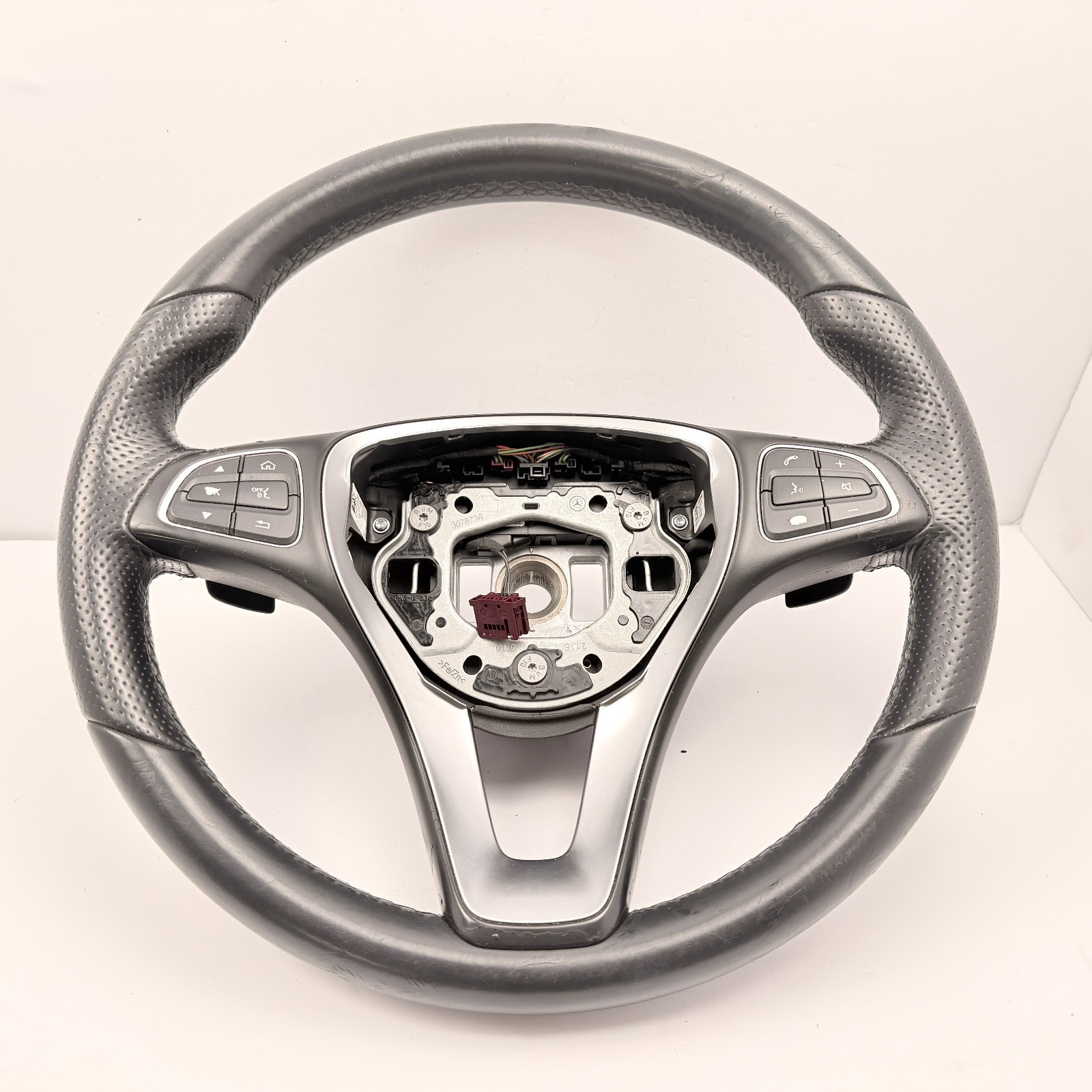 2016-2022 MERCEDES GLC300 LEATHER STEERING WHEEL PADDLE SHIFTERS OEM A0004601903 2016-2022 MERCEDES GLC300 LEATHER STEERING WHEEL PADDLE SHIFTERS OEM A0004601903
