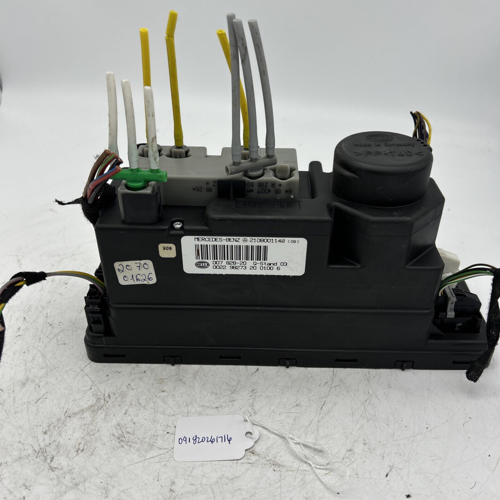 MERCEDES-BENZ W210 W202 OEM Vacuum Power Supply Pump 2108002748 MERCEDES-BENZ W210 W202 OEM Vacuum Power Supply Pump 2108002748