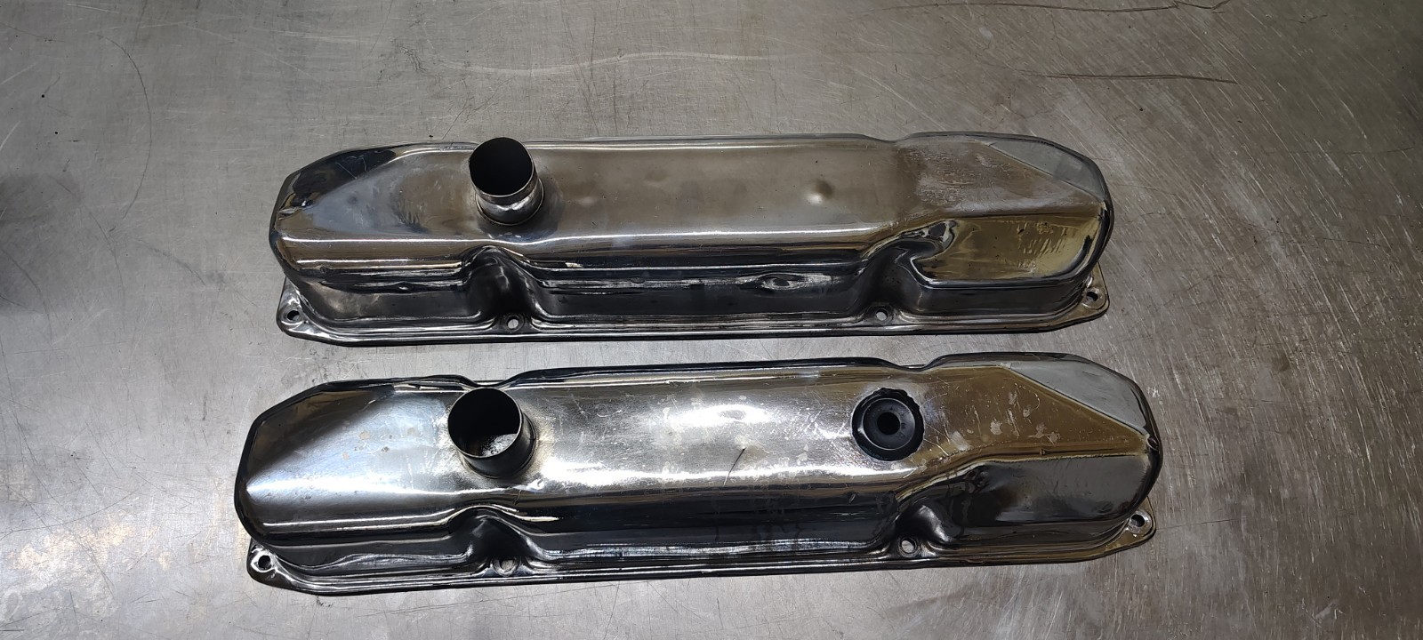 Mopar 67 68 Hustle Stuff Chrome Valve Covers Hard To Find Decent 383-440 Mopar 67 68 Hustle Stuff Chrome Valve Covers Hard To Find Decent 383-440