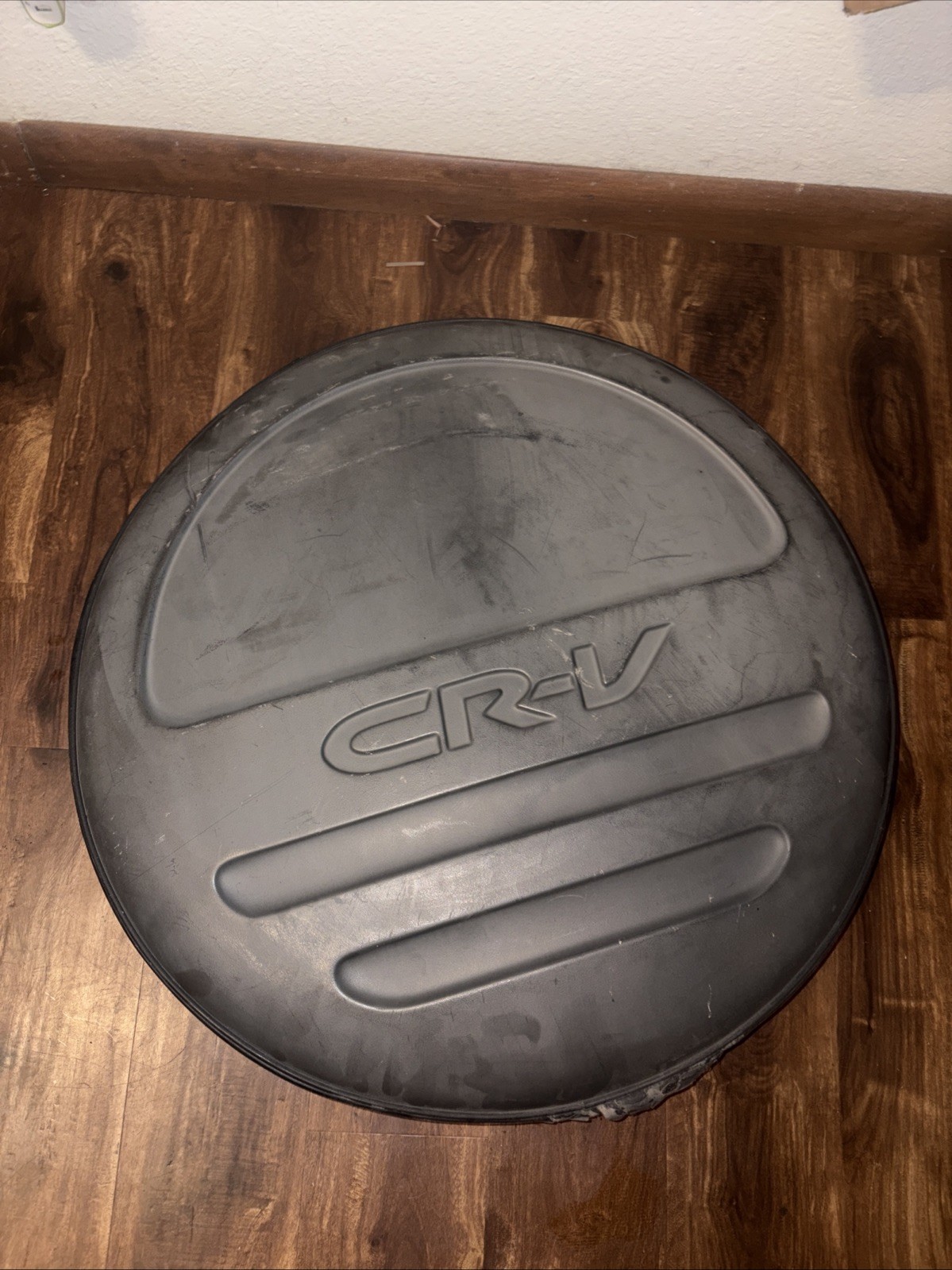 1997-2006 HONDA CRV REAR SPARE TIRE COVER HARD PLASTIC GRAY OEM 08U02-S9A-100