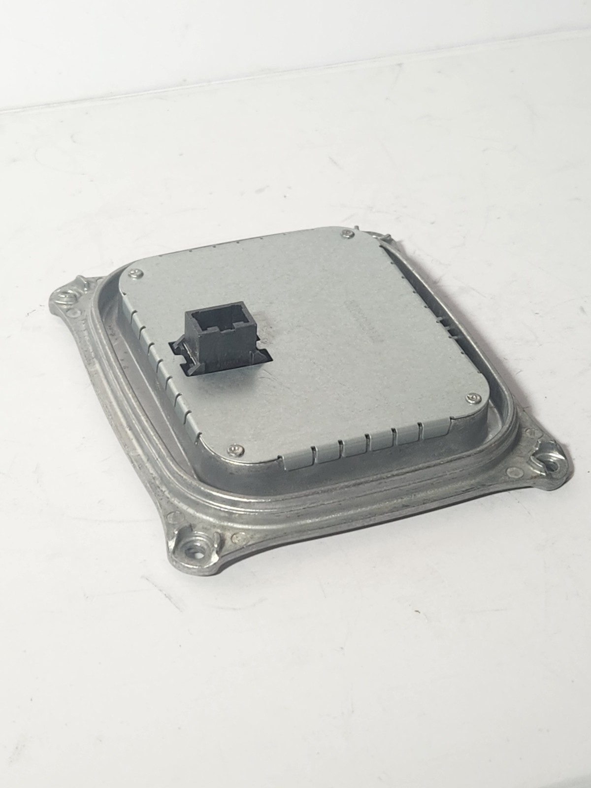 NEW OPEN BOX Chrysler Pacifica LED Headlight Control Module Ballast 147000015100 NEW OPEN BOX Chrysler Pacifica LED Headlight Control Module Ballast 147000015100