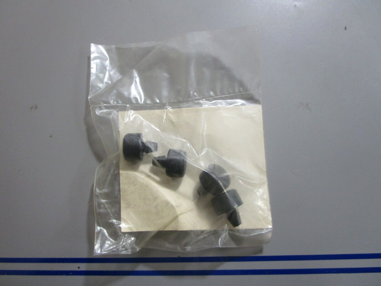 *NEW* 0810 Minn Kota Foot Pedal Base Rubber Bumper 225512 *NEW* 0810 Minn Kota Foot Pedal Base Rubber Bumper 225512