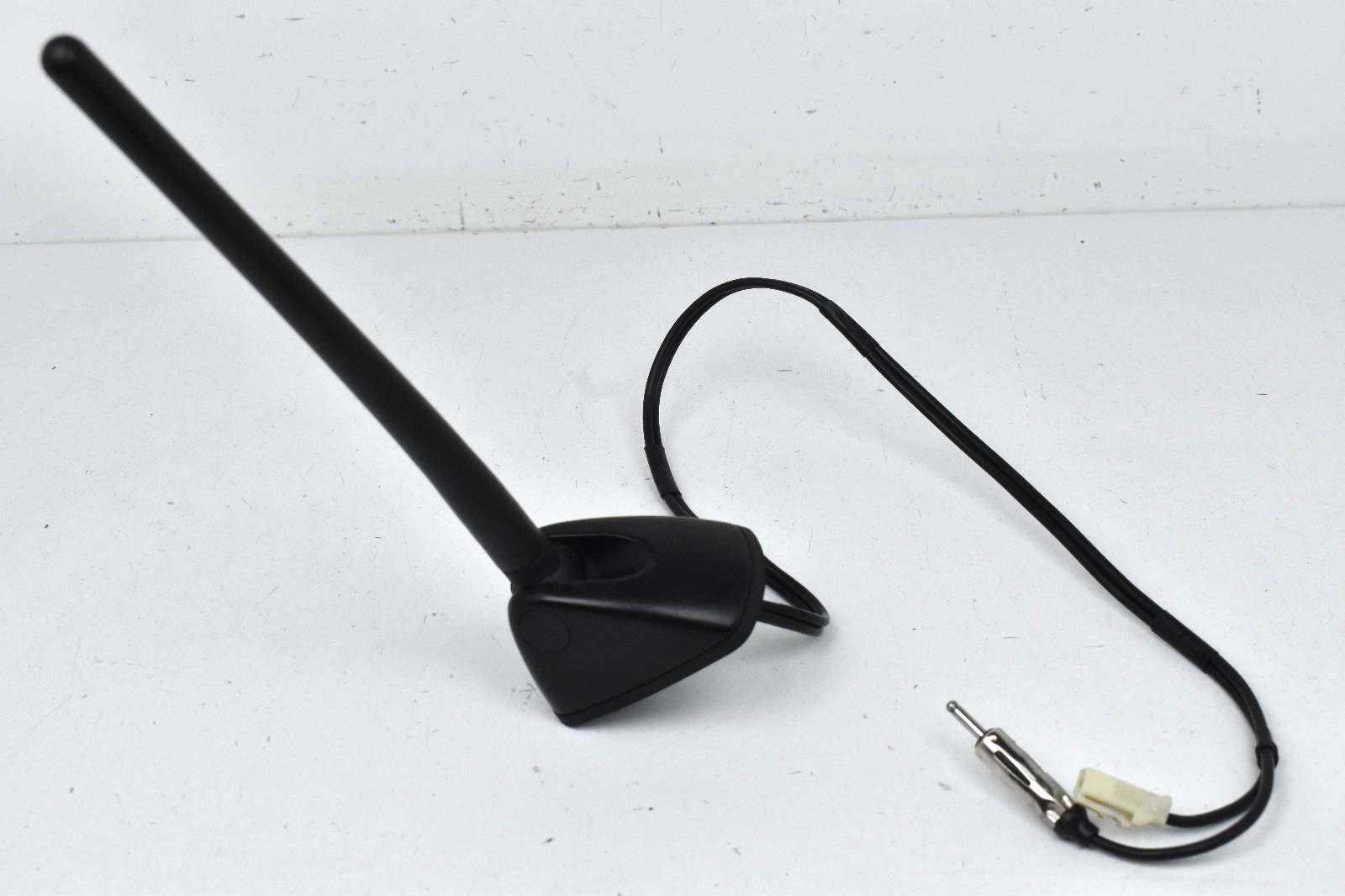 2007-2009 Lexus Rx350 Roof Antenna Assy OEM 2007-2009 Lexus Rx350 Roof Antenna Assy OEM