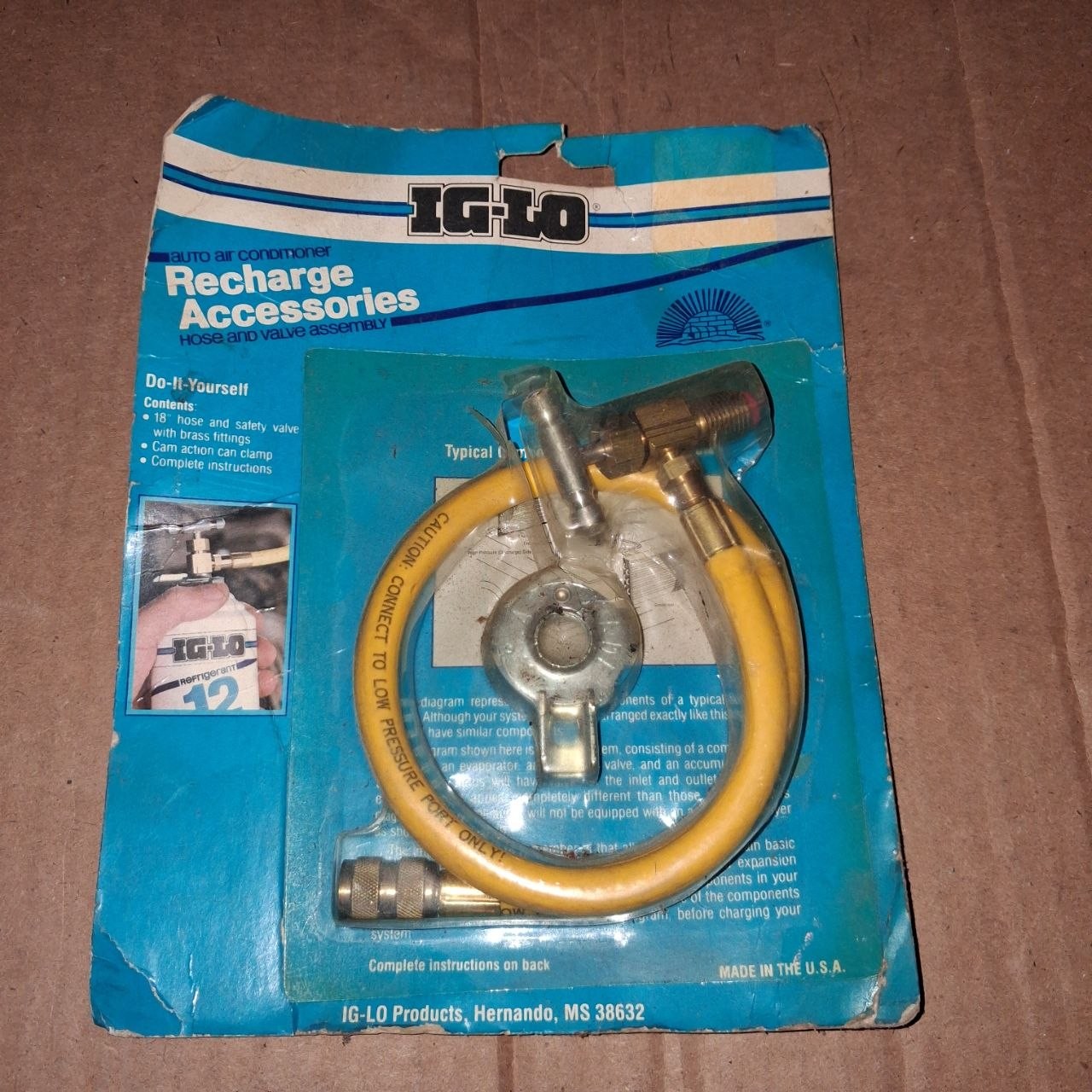 IG-LO 2180 Vintage R-12 AC Recharge Hose Can Tap Kit 18 Inch NOS