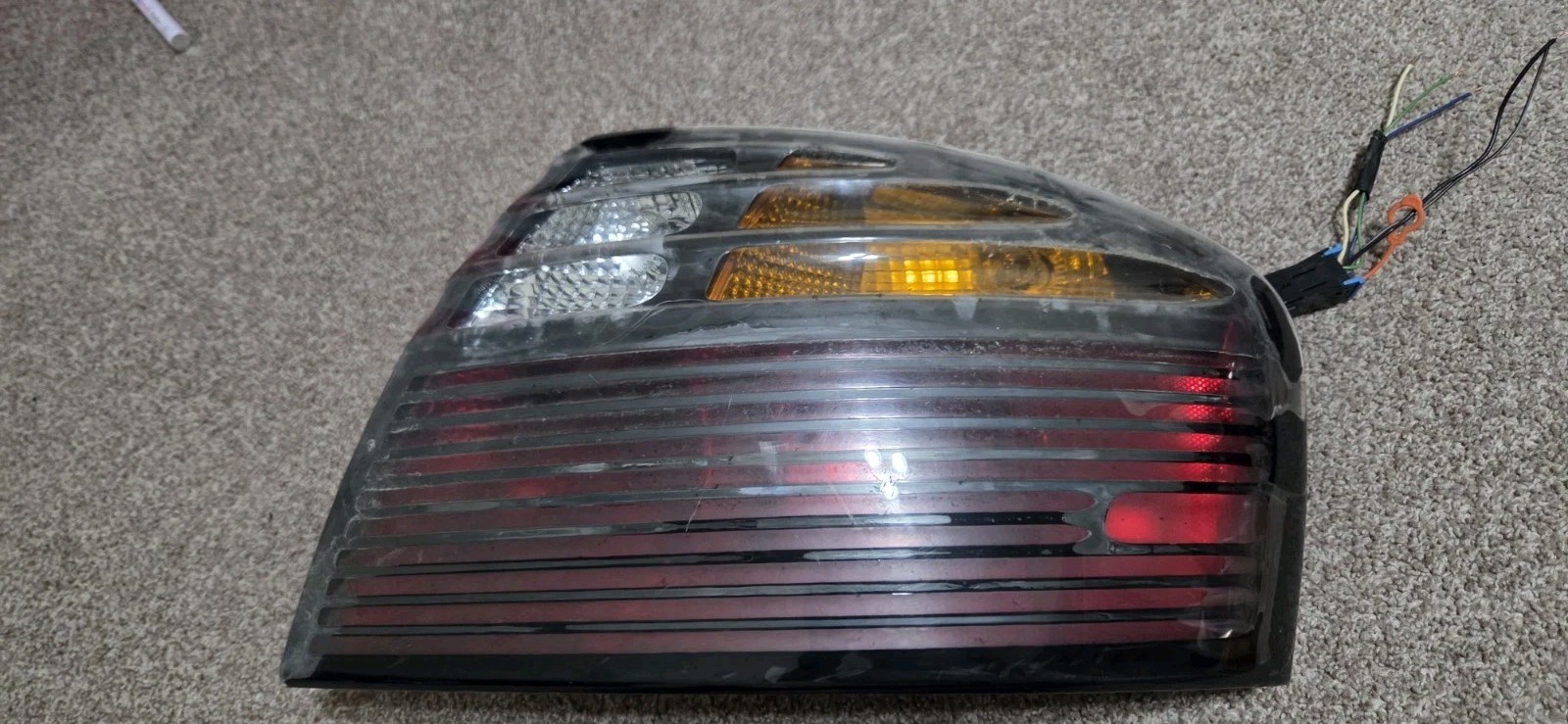 2000-2005 Pontiac Bonneville Passenger Side Taillight Damaged