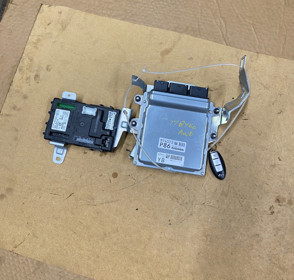15-17 INFINITI QX50 ENGINE & BODY CONTROL MODULE UNIT ECM BCM W/ KEY FOB SET OEM 15-17 INFINITI QX50 ENGINE & BODY CONTROL MODULE UNIT ECM BCM W/ KEY FOB SET OEM