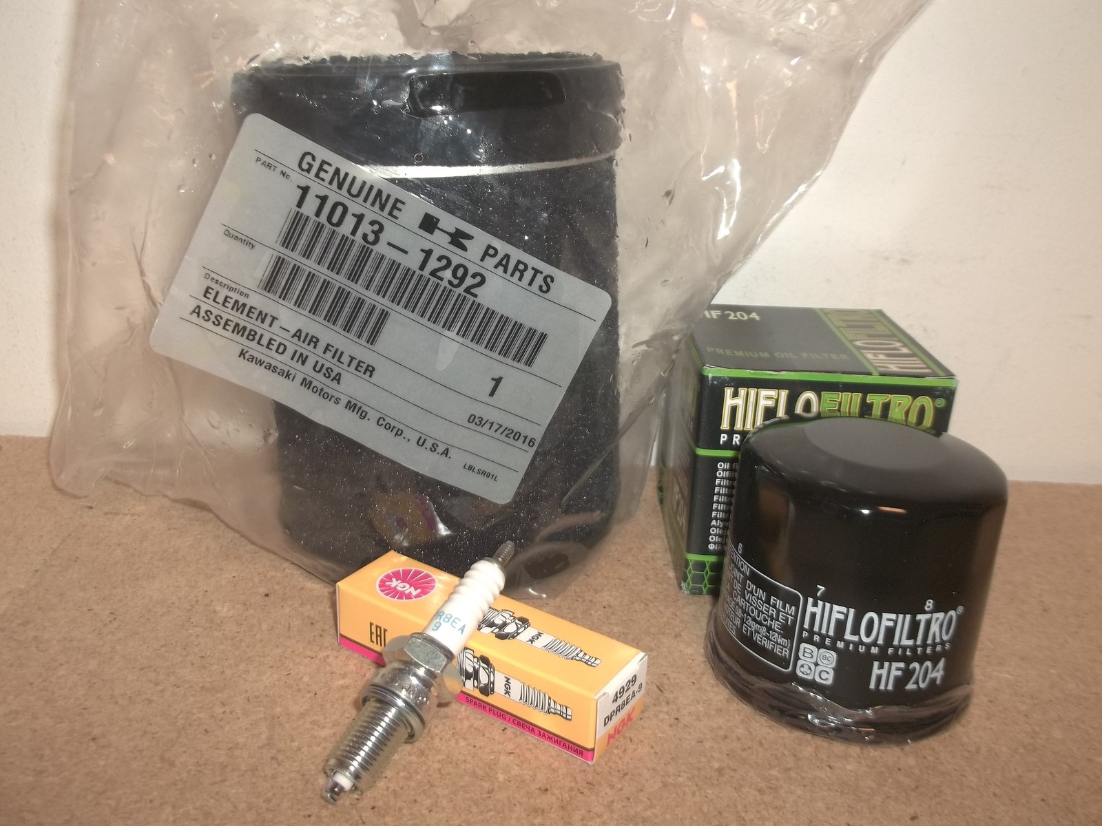 Kawasaki Prairie KVF360 KVF 360 Tune Up Kit Spark Plug Oil + Air Filter 03-2013 Kawasaki Prairie KVF360 KVF 360 Tune Up Kit Spark Plug Oil + Air Filter 03-2013