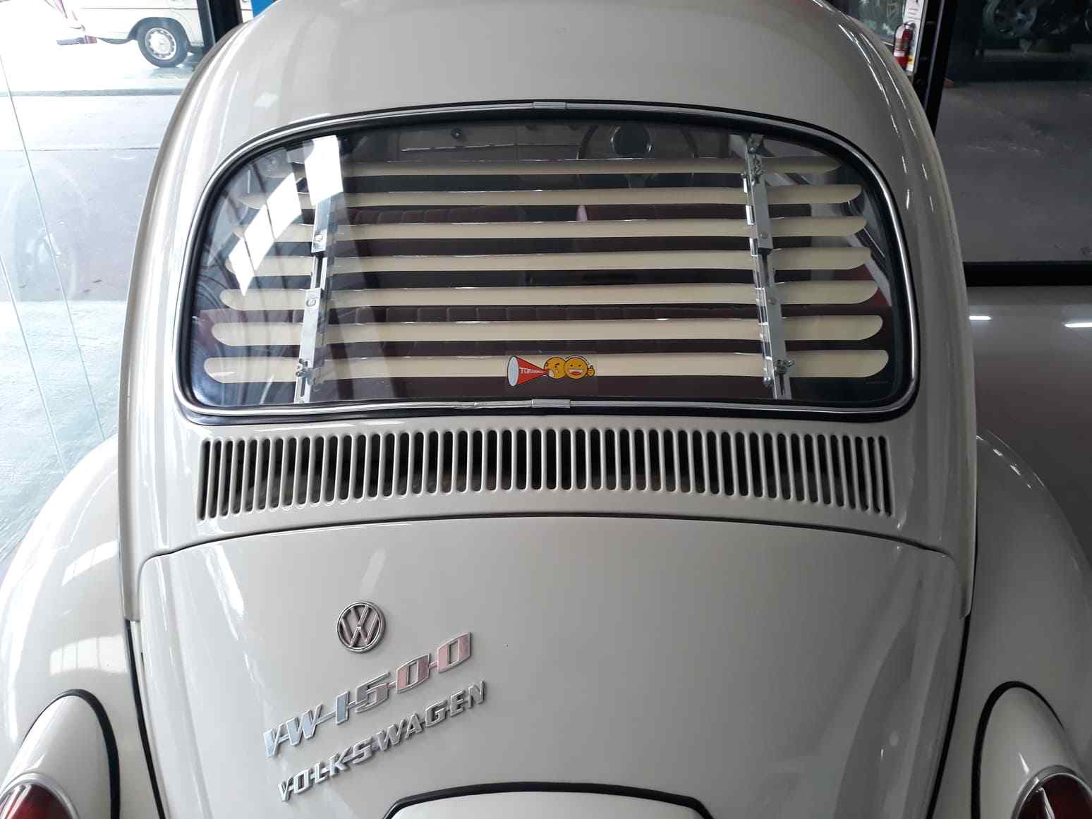 NEW Rear Venetian Blind for Volkswagen Beetle NEW Rear Venetian Blind for Volkswagen Beetle