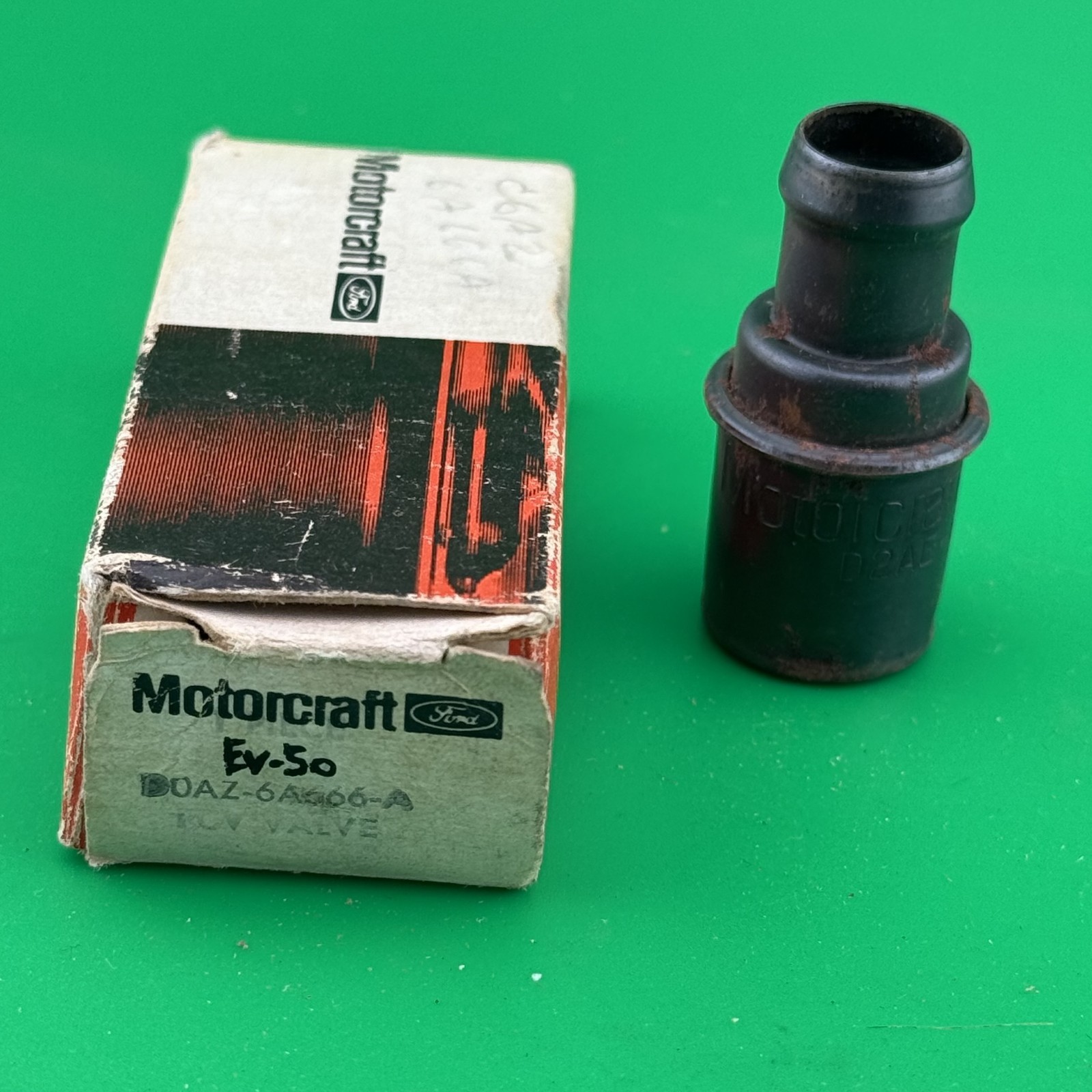 NOS OEM 1965-72 Mustang Boss Mach1 Torino GT 302 351 PCV Valve Motorcraft EV50 NOS OEM 1965-72 Mustang Boss Mach1 Torino GT 302 351 PCV Valve Motorcraft EV50